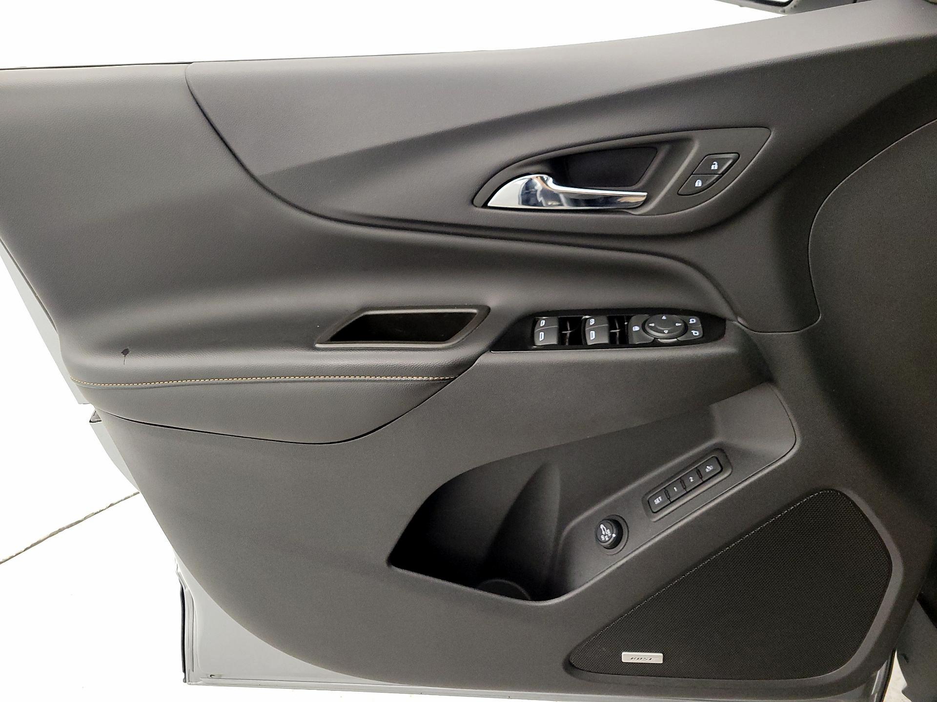 Thumbnail: 2023 Chevrolet Equinox - 12