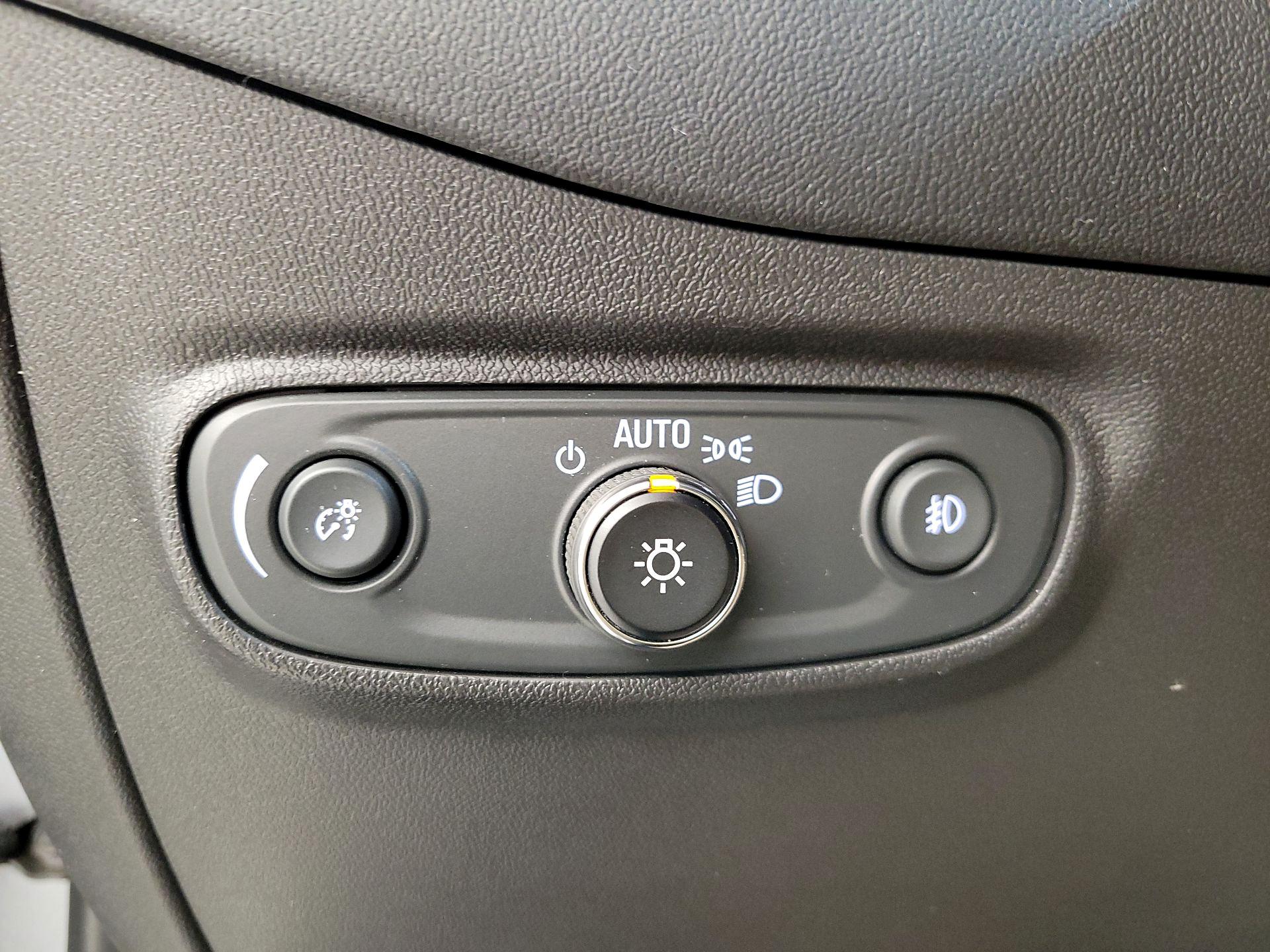 Thumbnail: 2023 Chevrolet Equinox - 13