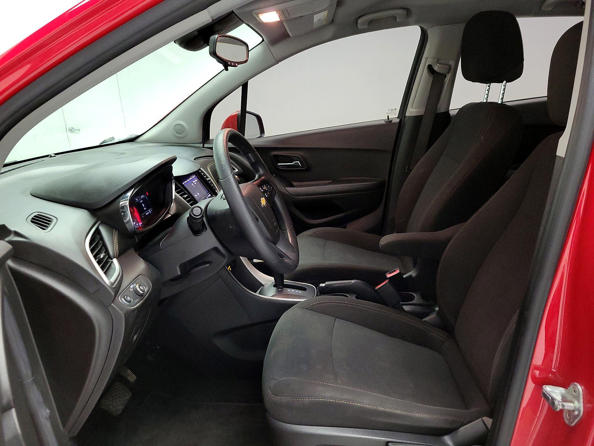Thumbnail: 2020 Chevrolet Trax - 11