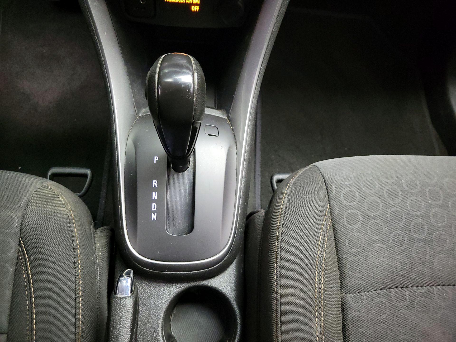 Thumbnail: 2020 Chevrolet Trax - 16