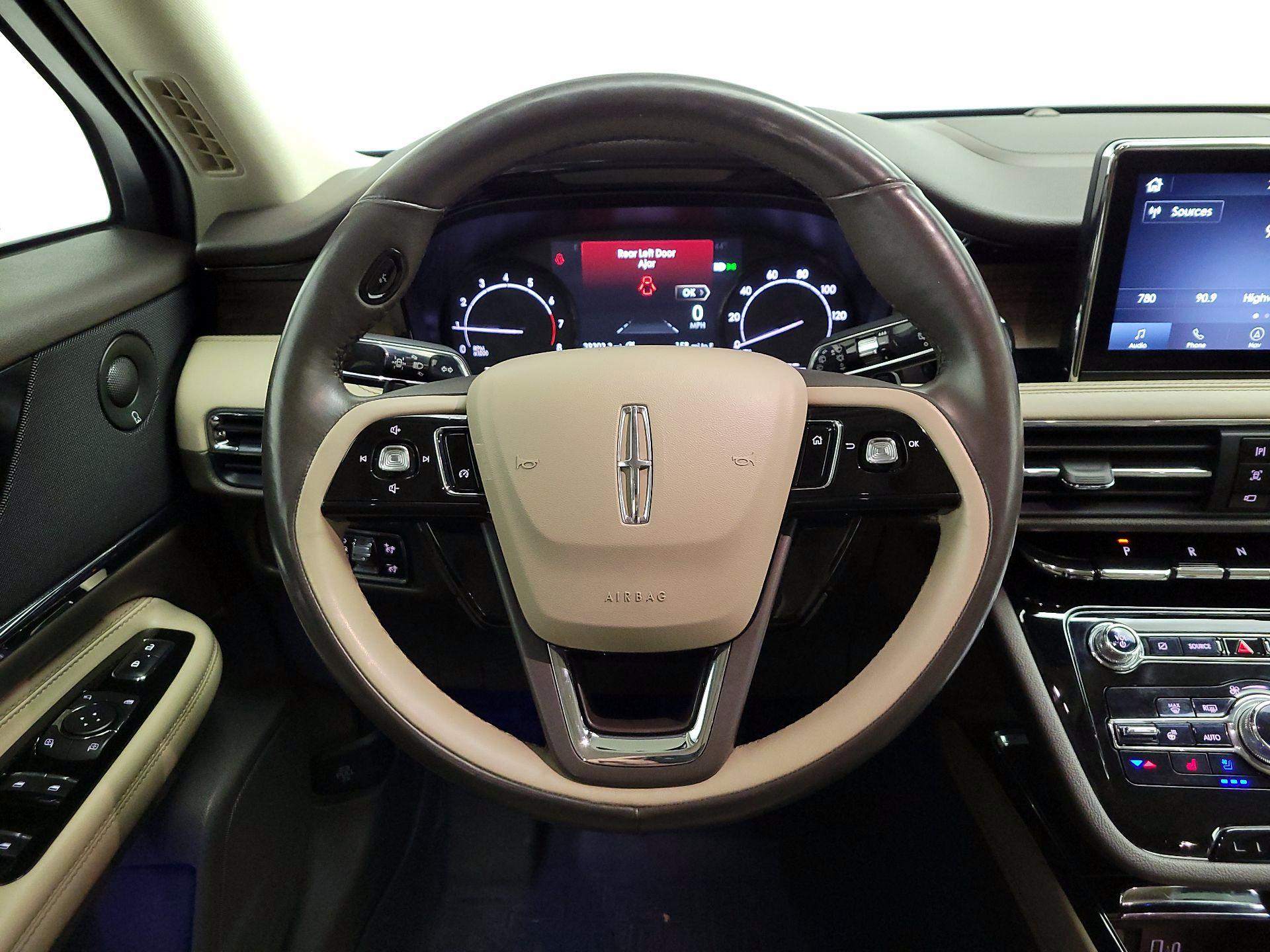 Thumbnail: 2020 Lincoln Corsair - 10