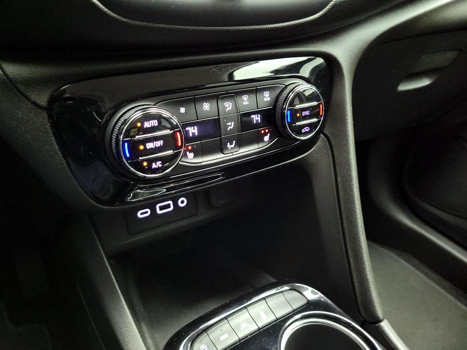 Thumbnail: 2020 Buick Encore GX - 15