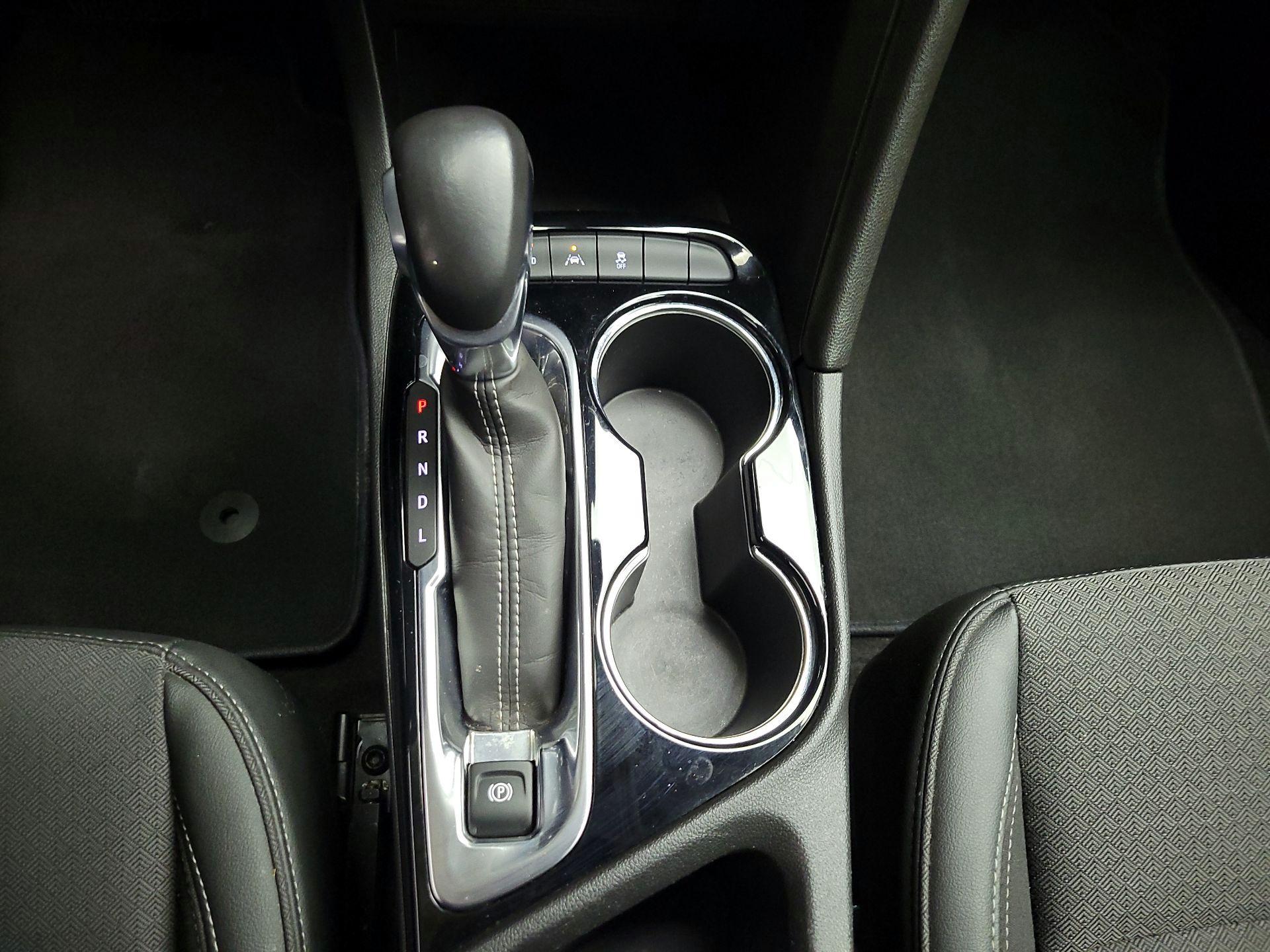 Thumbnail: 2020 Buick Encore GX - 16