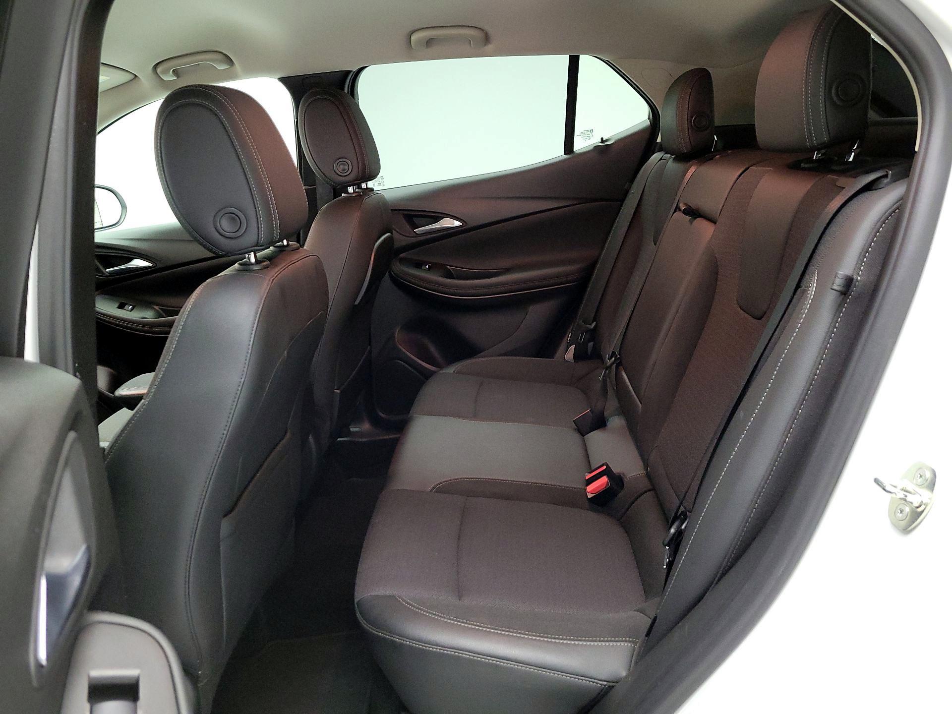 Thumbnail: 2020 Buick Encore GX - 18