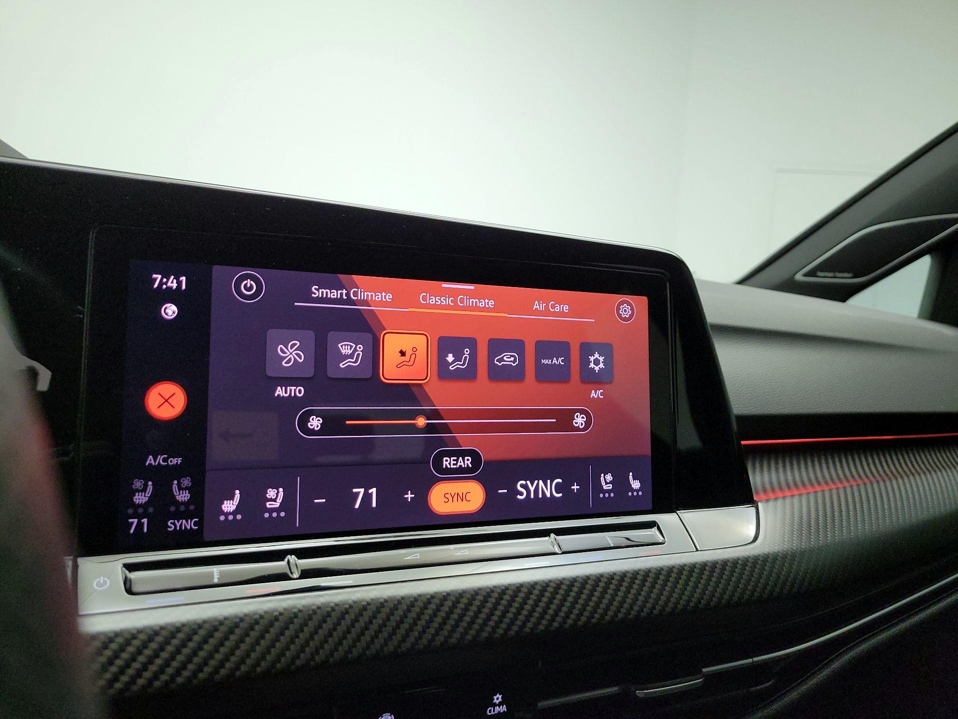 Thumbnail: 2023 Volkswagen Golf - 16