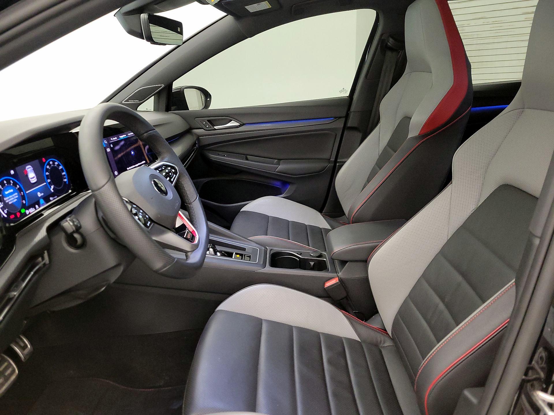 Thumbnail: 2022 Volkswagen Golf - 11