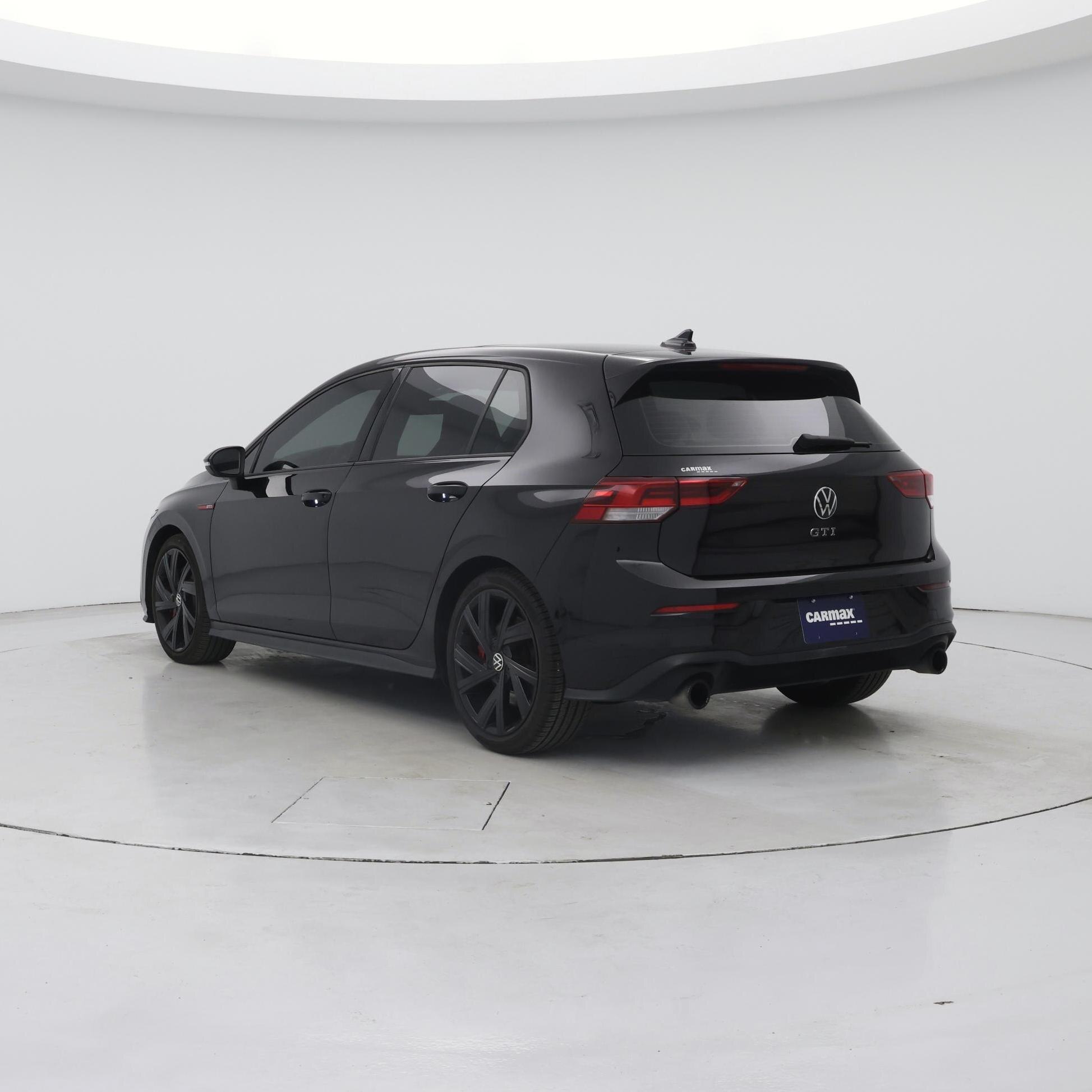 Thumbnail: 2022 Volkswagen Golf - 2