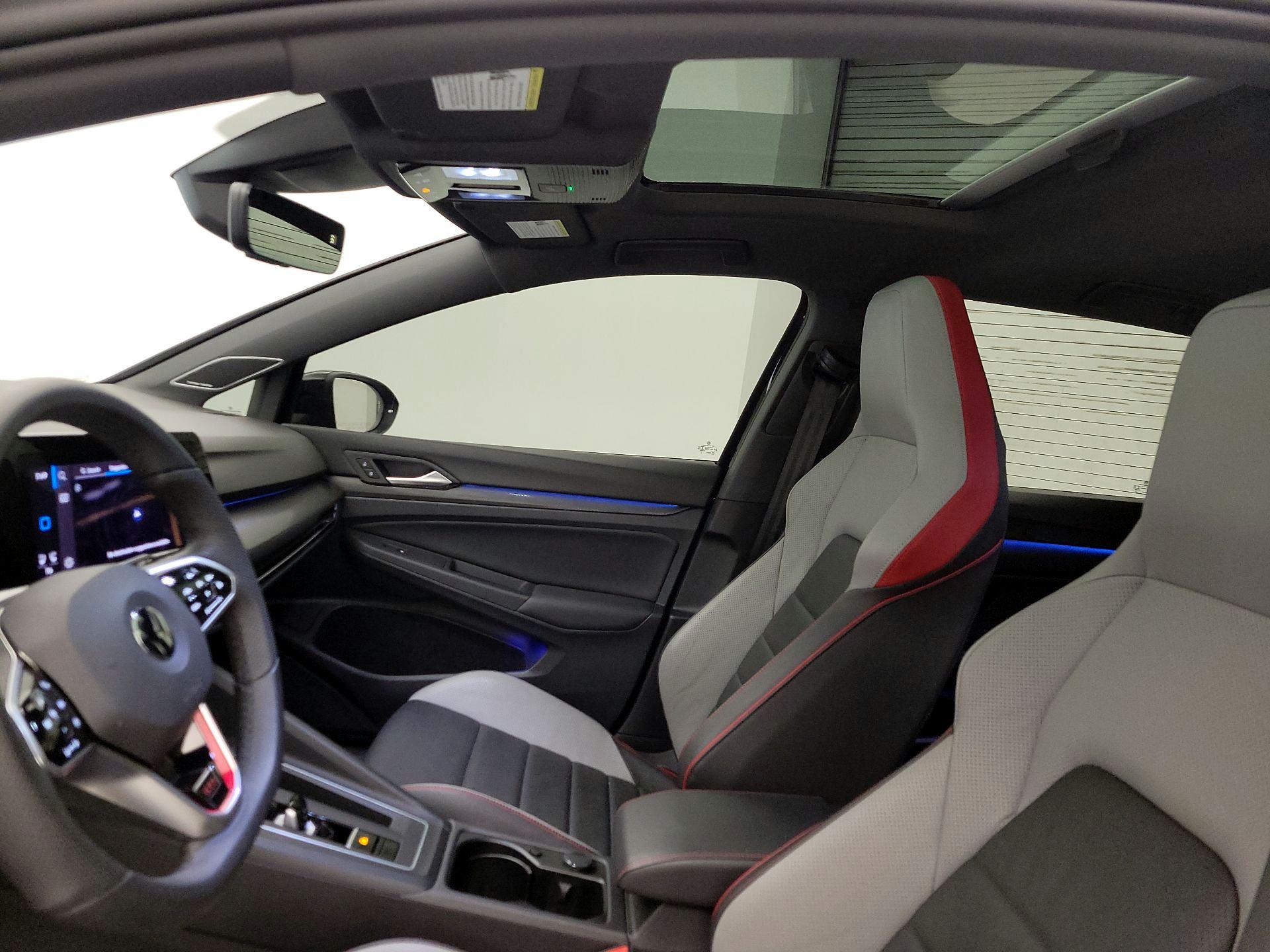 Thumbnail: 2022 Volkswagen Golf - 20