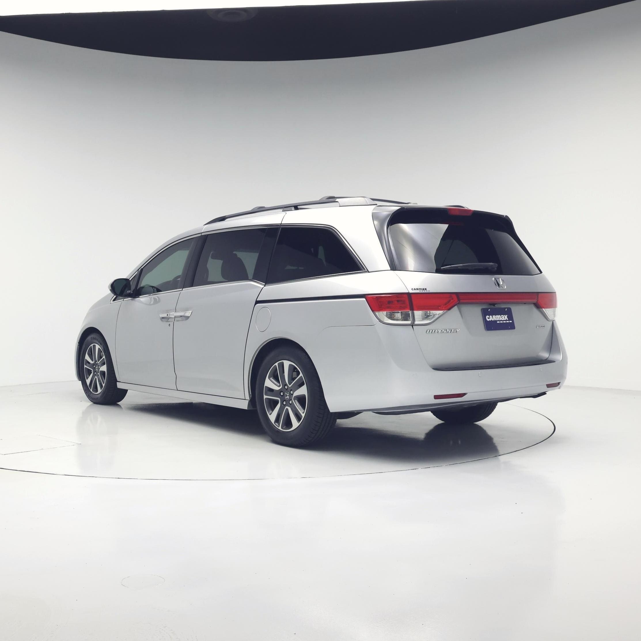 Thumbnail: 2014 Honda Odyssey - 2