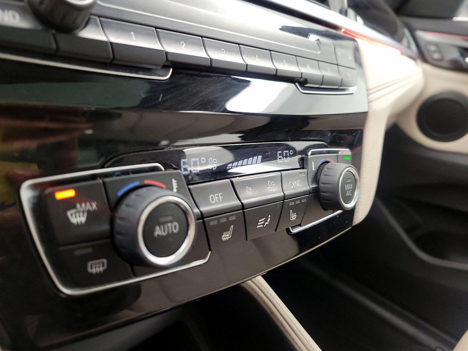 Thumbnail: 2021 BMW X1 - 17