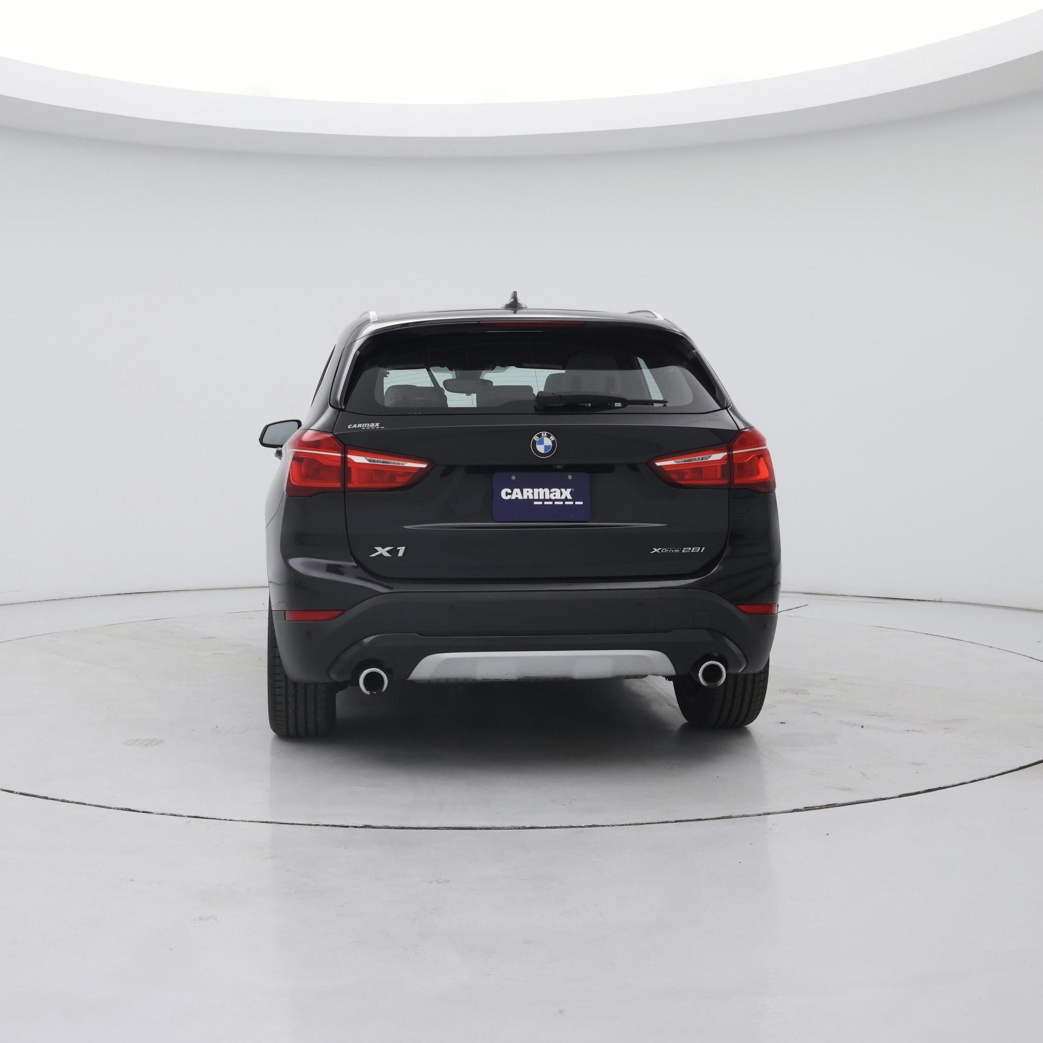 Thumbnail: 2021 BMW X1 - 6
