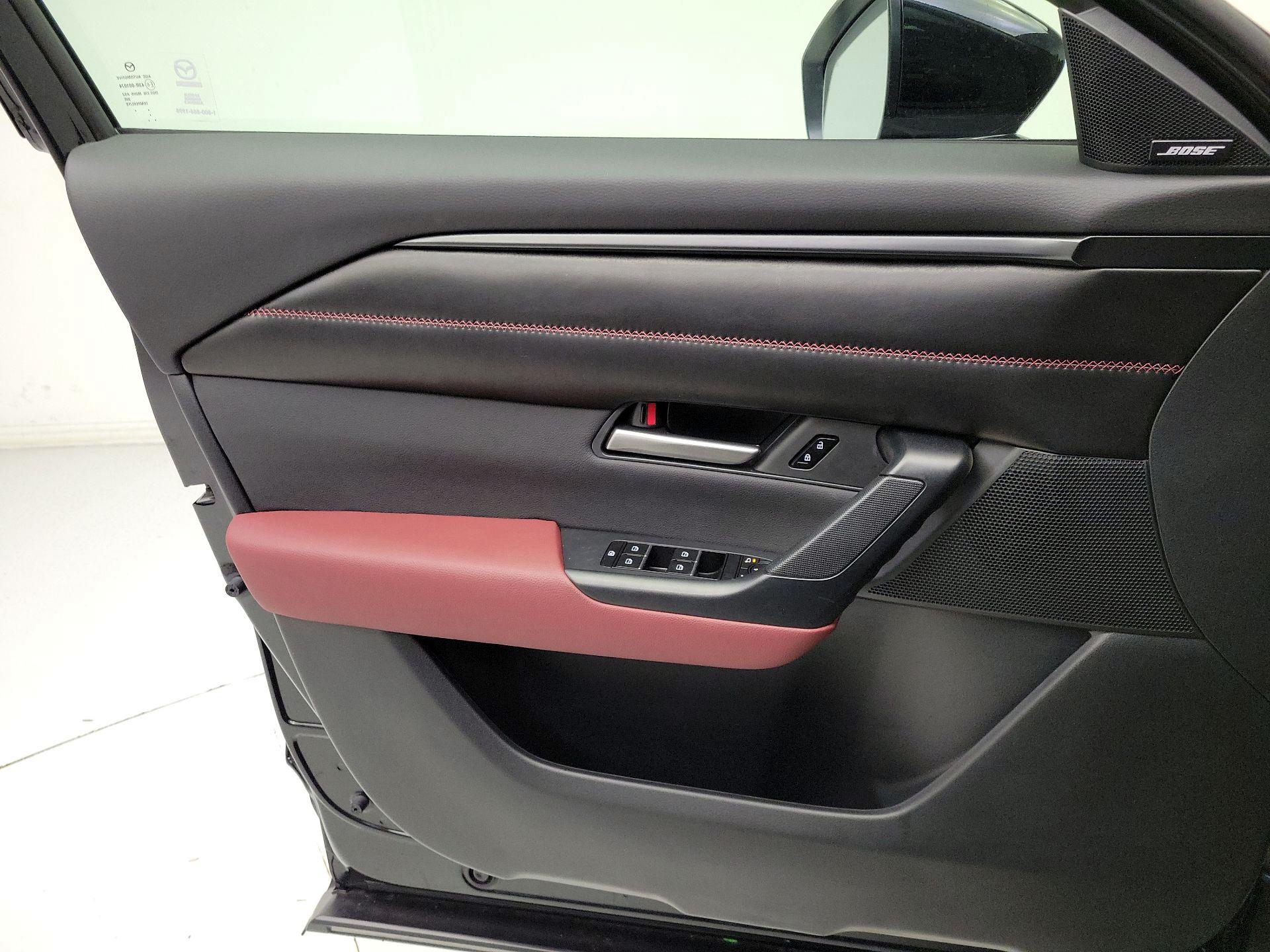 Thumbnail: 2025 Mazda CX-50 - 12