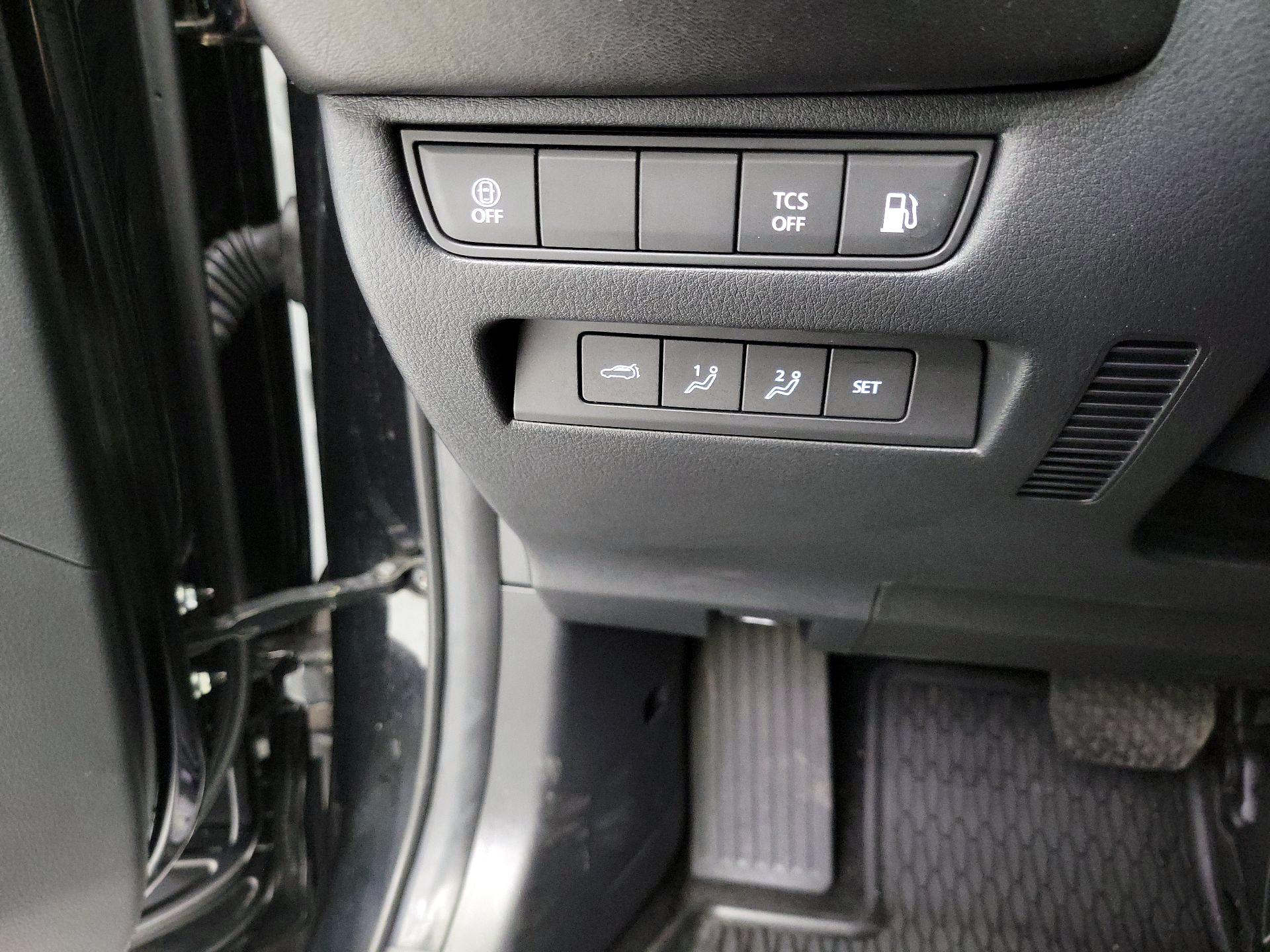 Thumbnail: 2025 Mazda CX-50 - 13