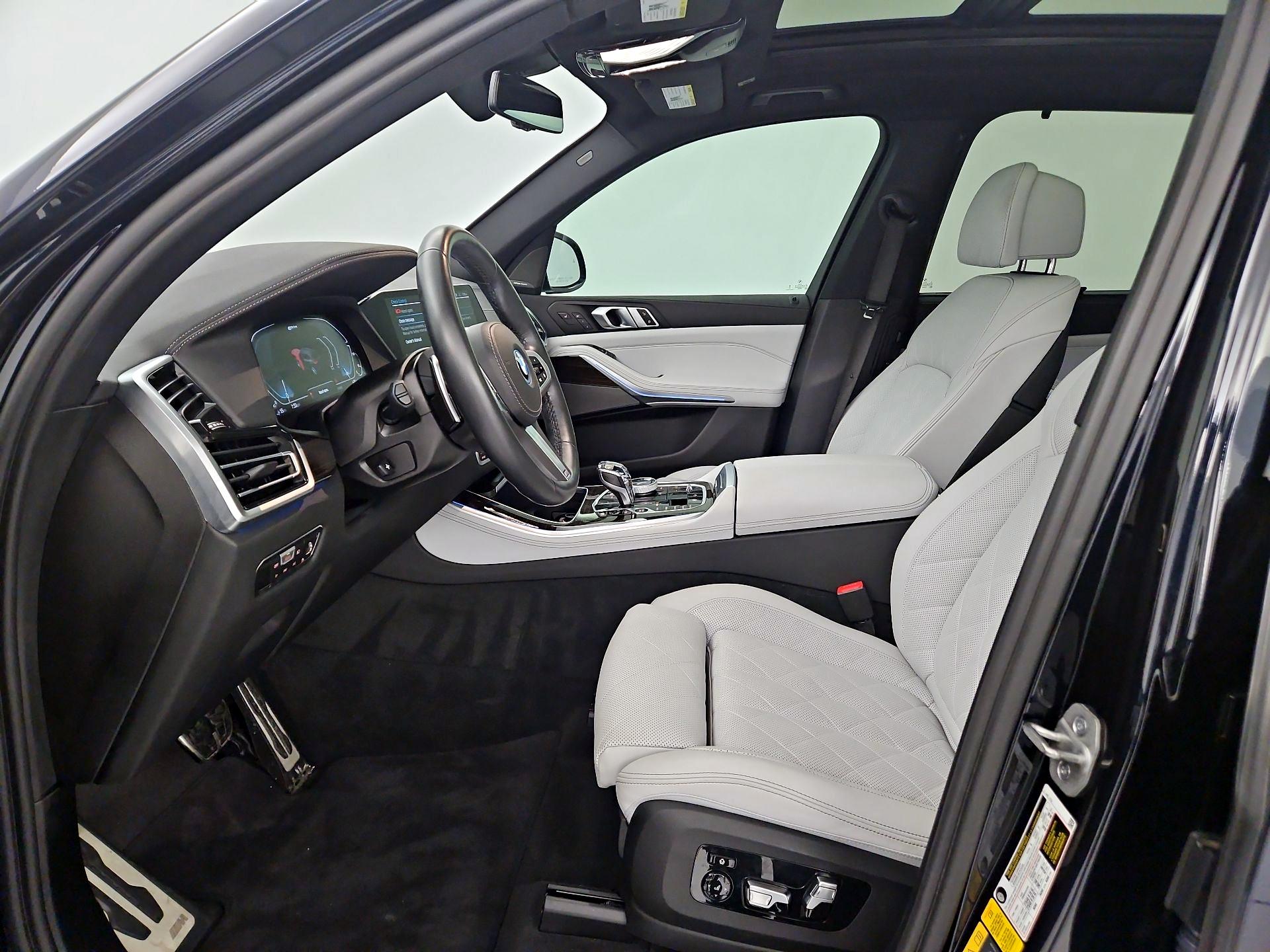 Thumbnail: 2023 BMW X5 - 11