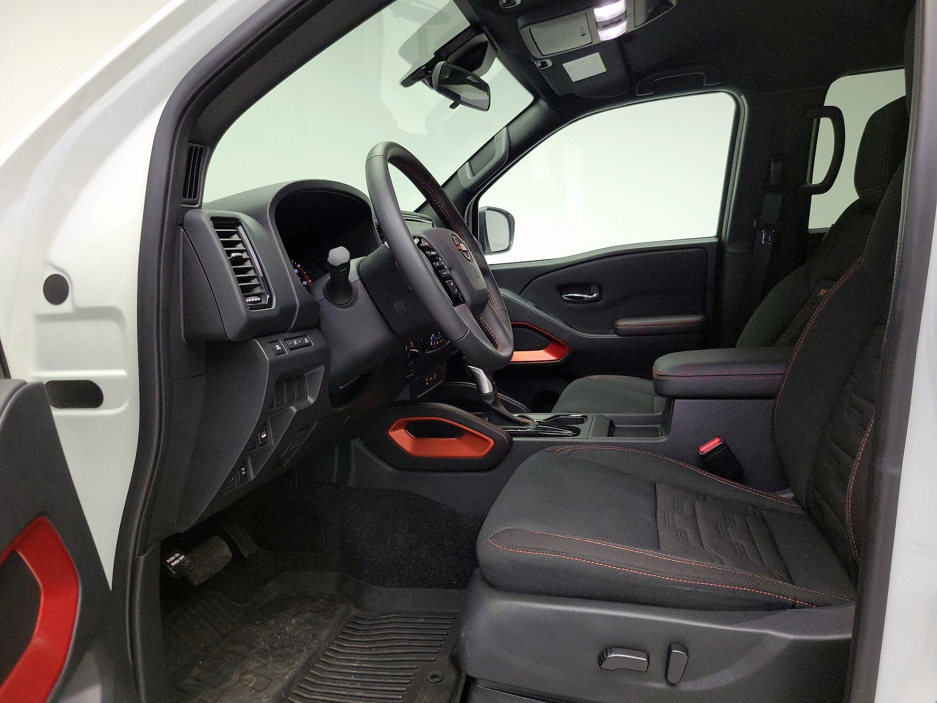 Thumbnail: 2024 Nissan Frontier - 11