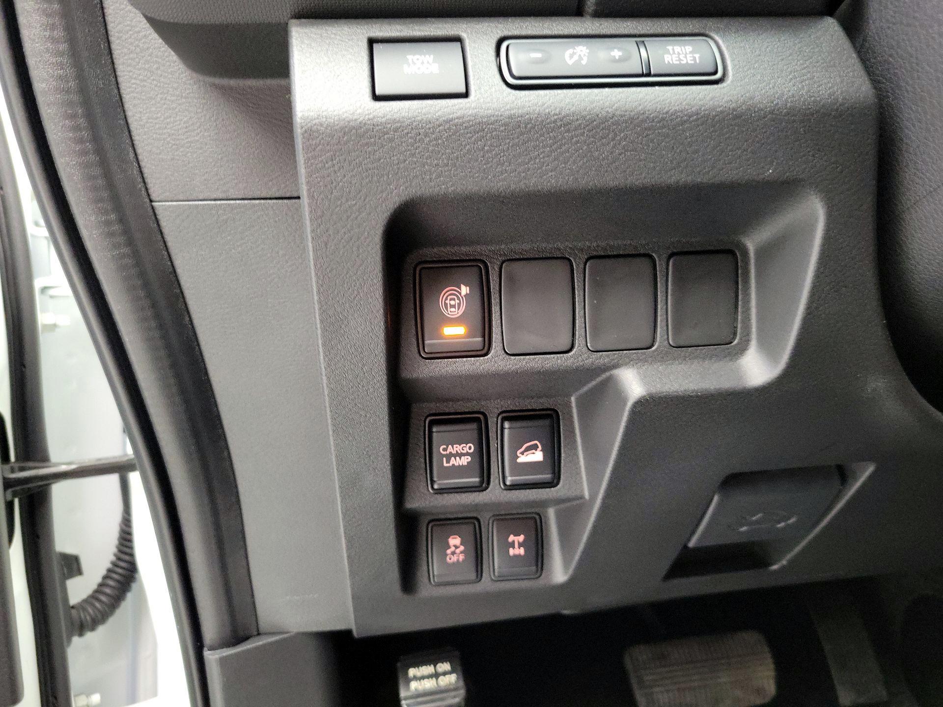 Thumbnail: 2024 Nissan Frontier - 13