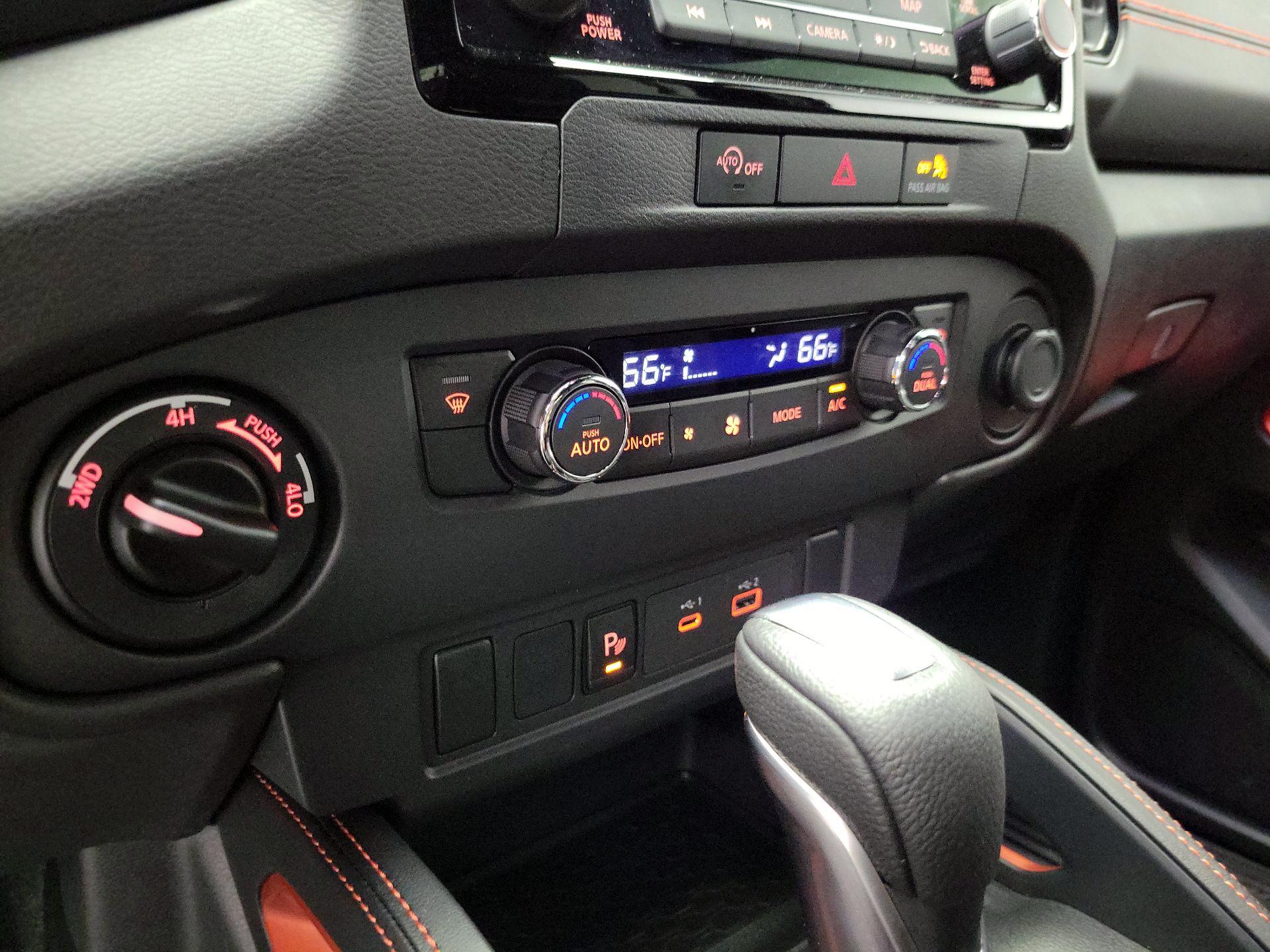 Thumbnail: 2024 Nissan Frontier - 17