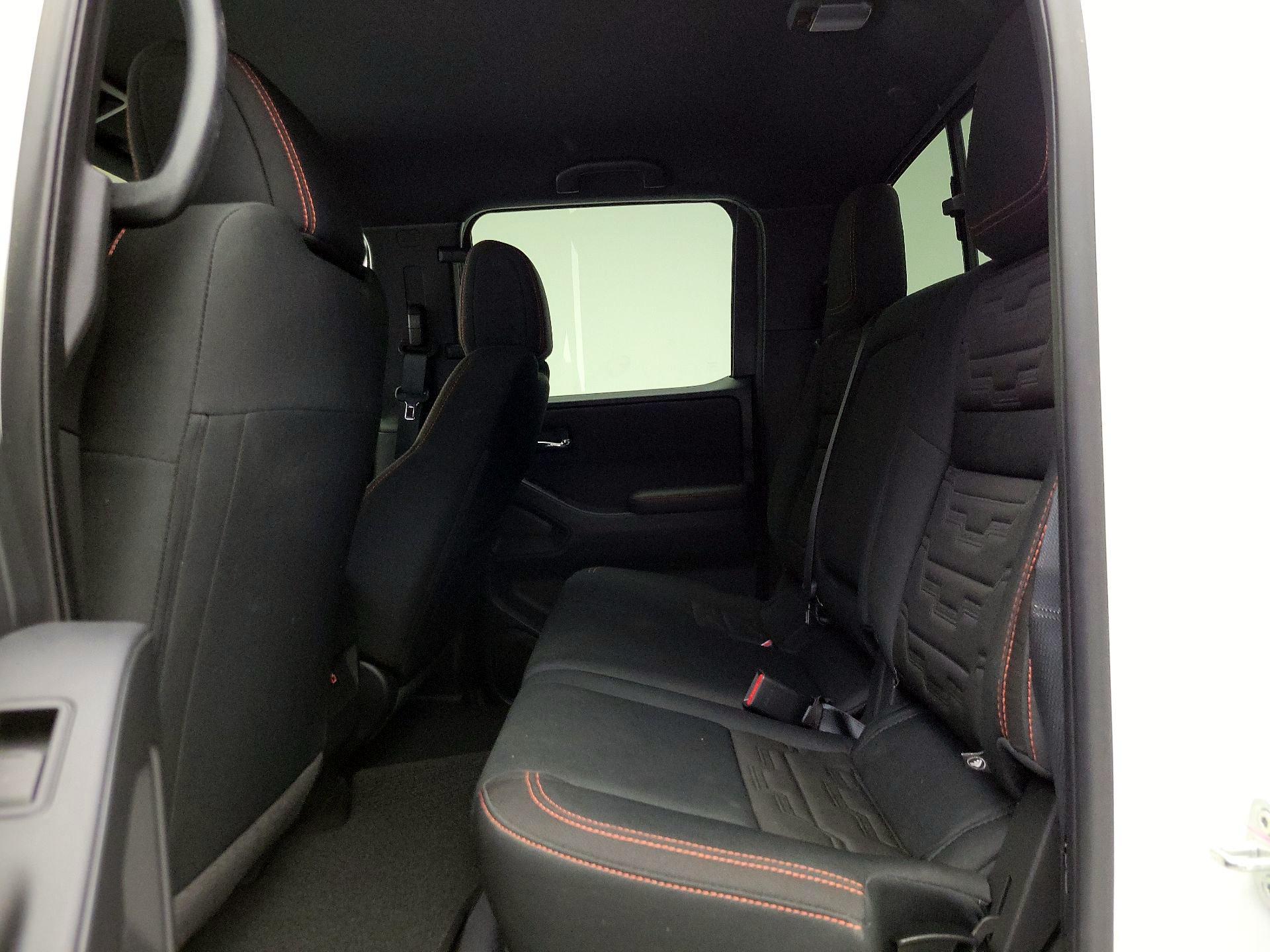 Thumbnail: 2024 Nissan Frontier - 20