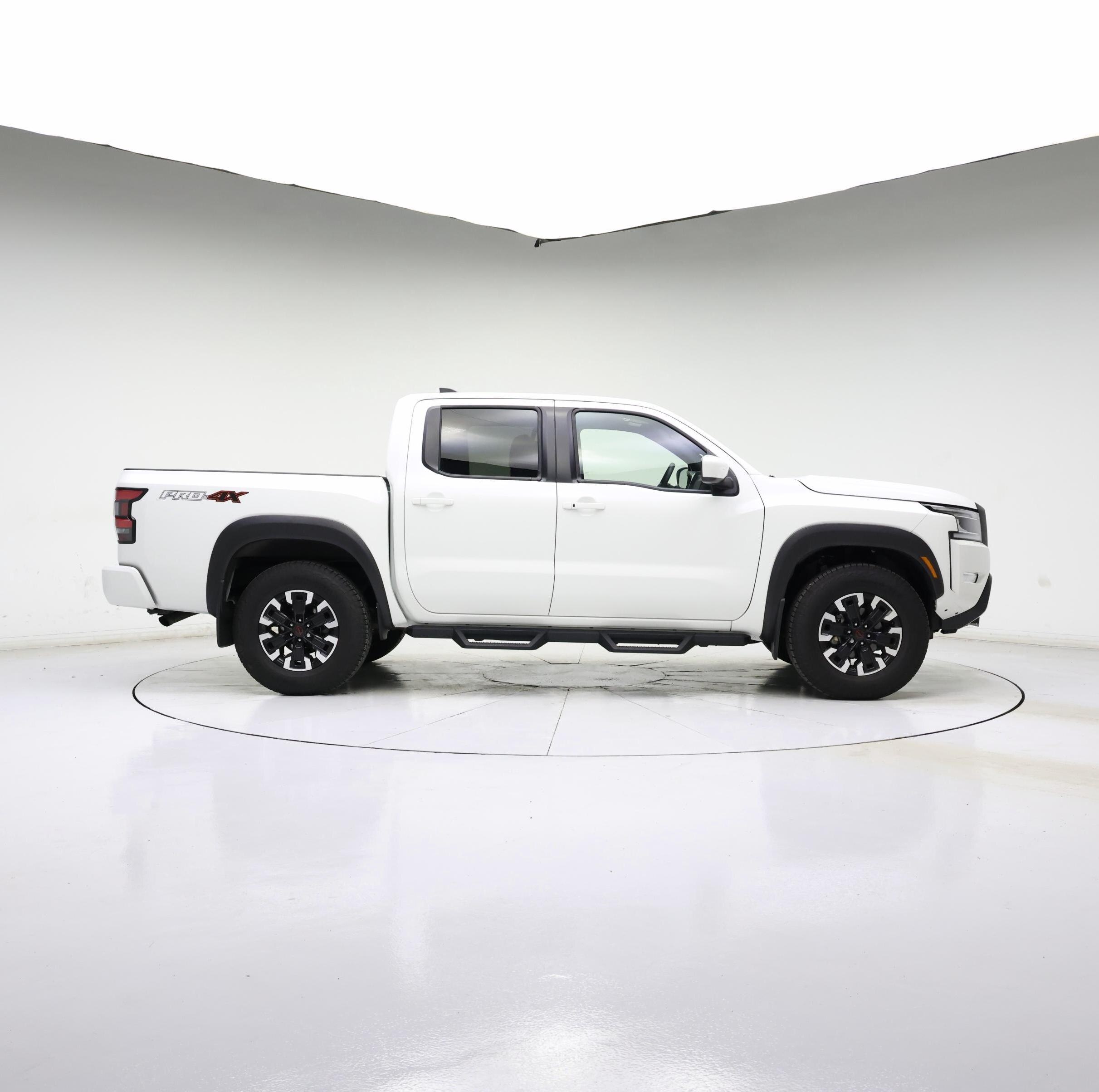 Thumbnail: 2024 Nissan Frontier - 7