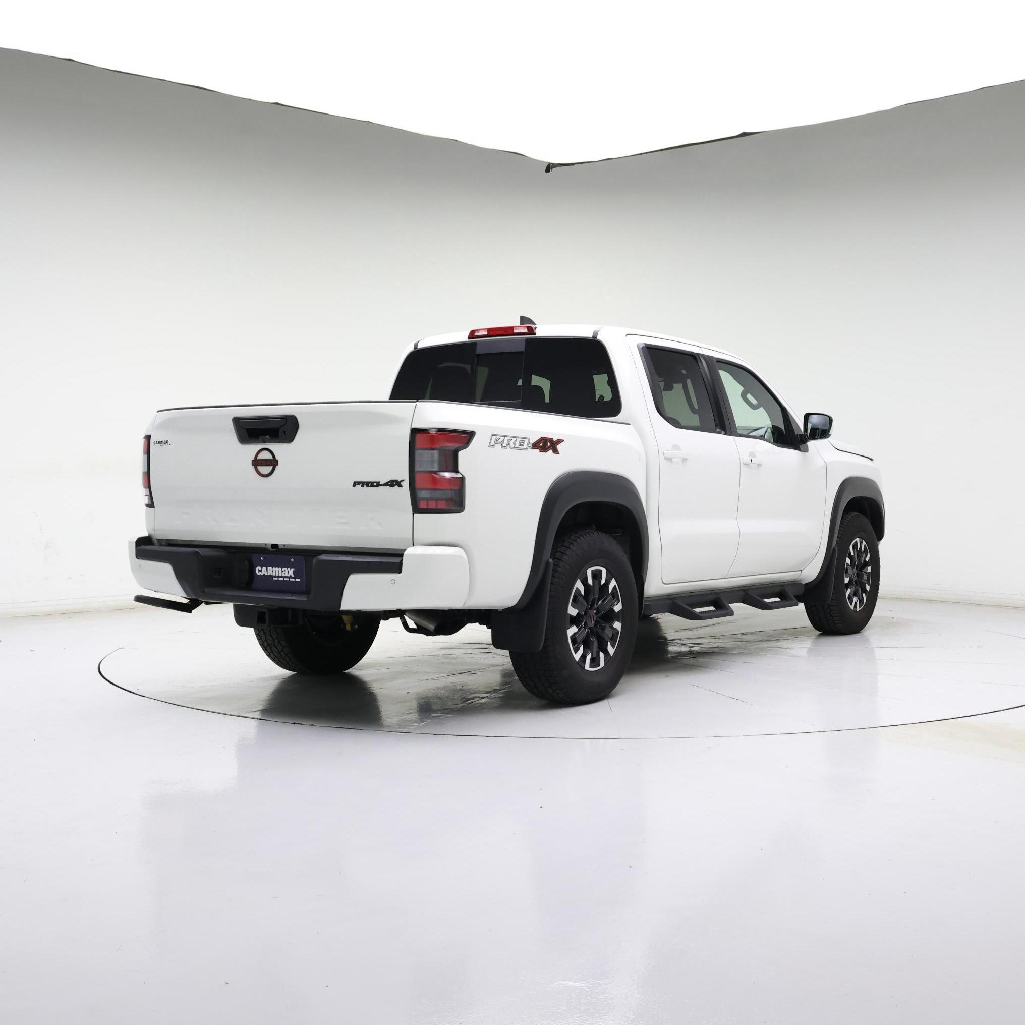 Thumbnail: 2024 Nissan Frontier - 8