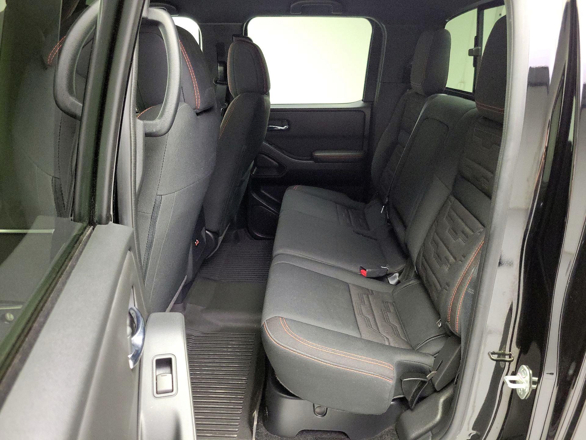 Thumbnail: 2023 Nissan Frontier - 20