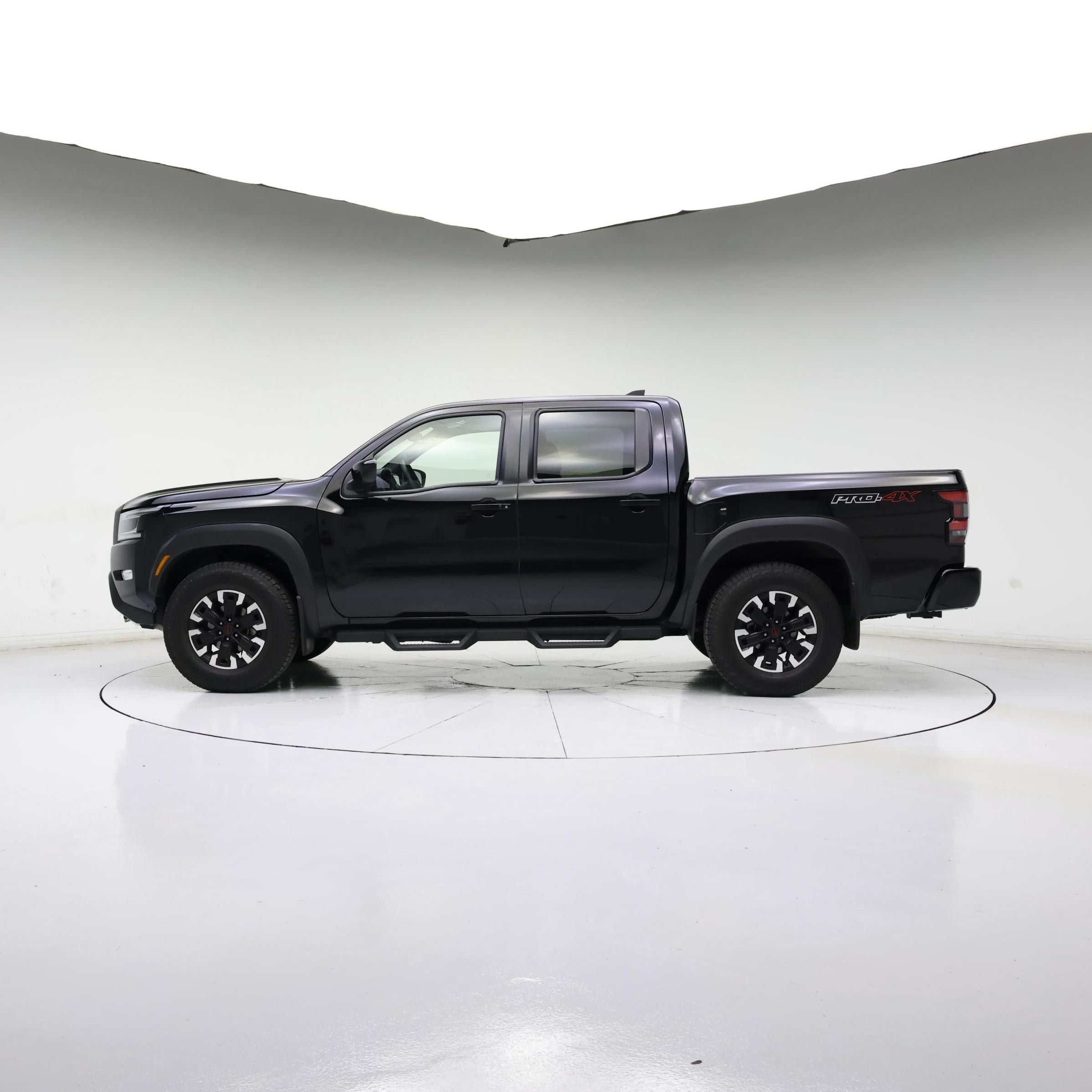 Thumbnail: 2023 Nissan Frontier - 7