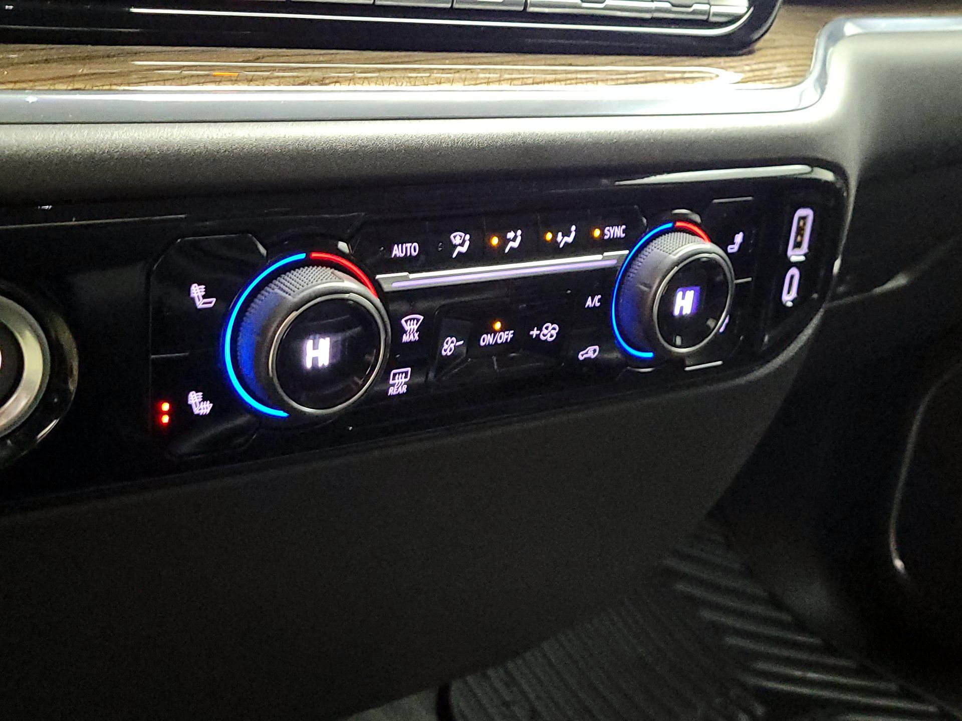 Thumbnail: 2023 Chevrolet Silverado 1500 - 16