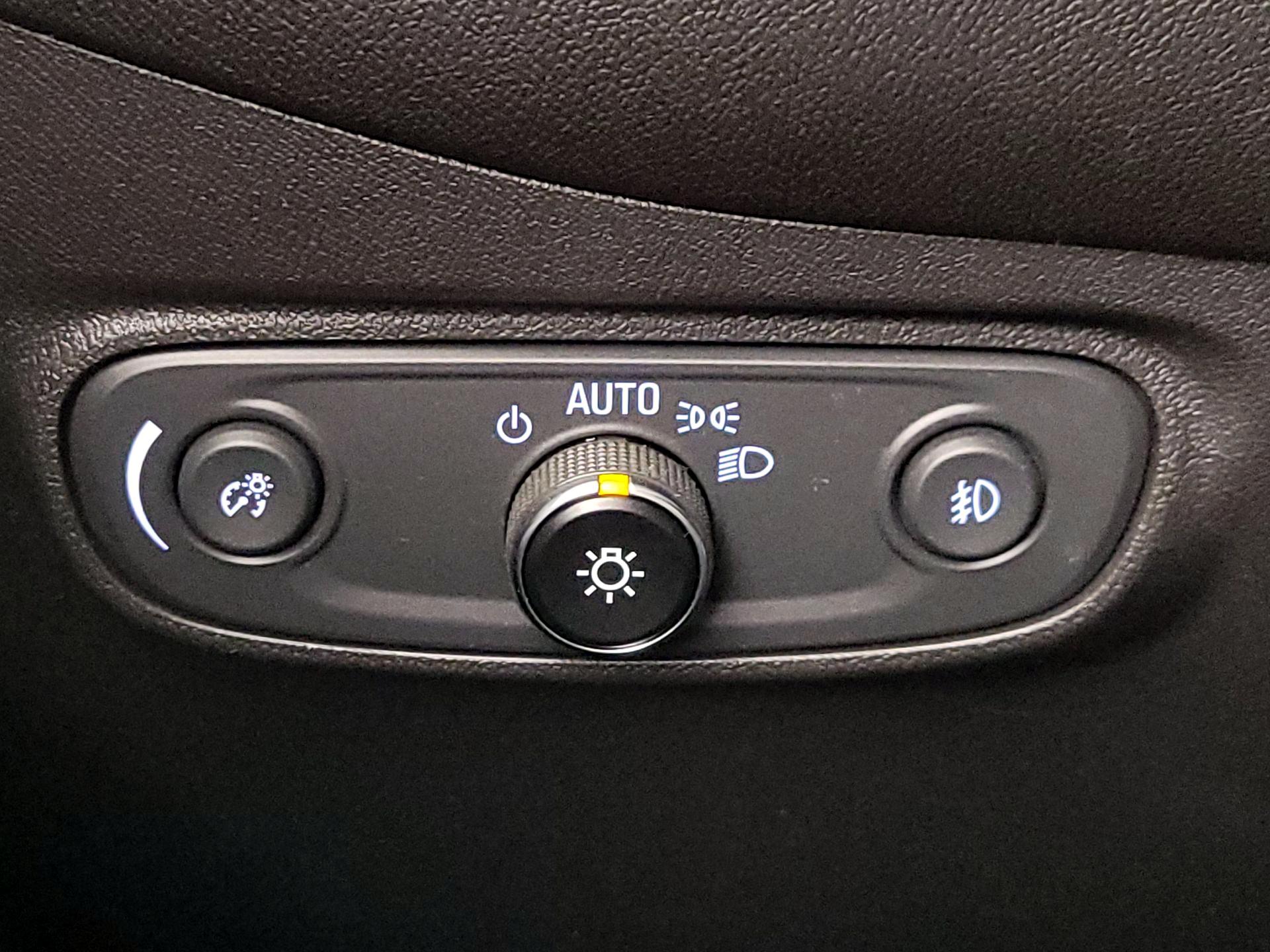 Thumbnail: 2021 Chevrolet Equinox - 13