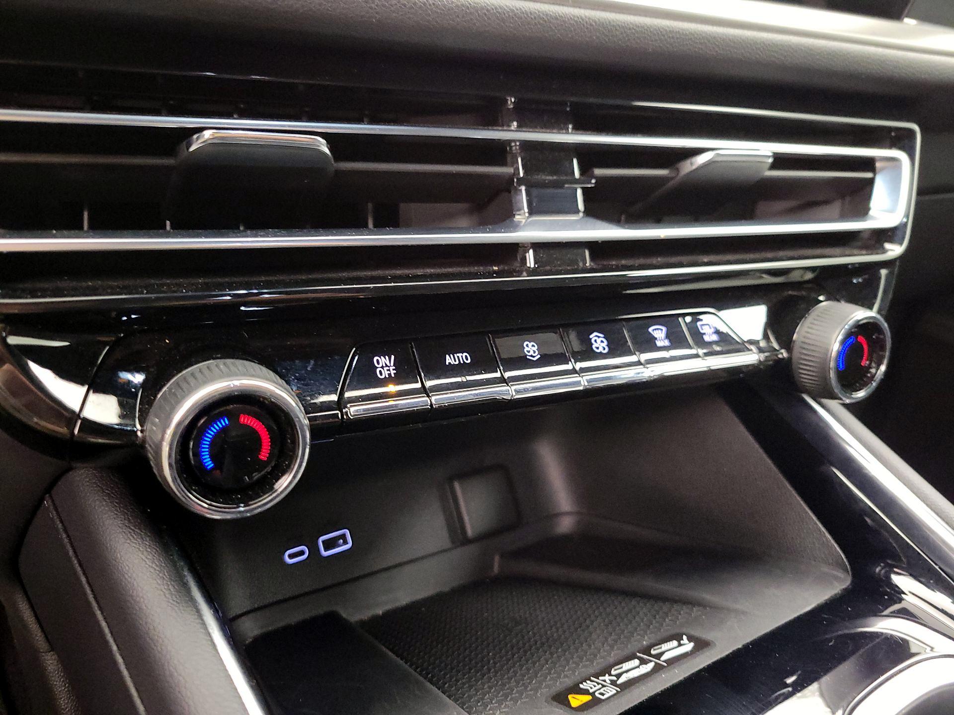 Thumbnail: 2025 Chevrolet Traverse - 17