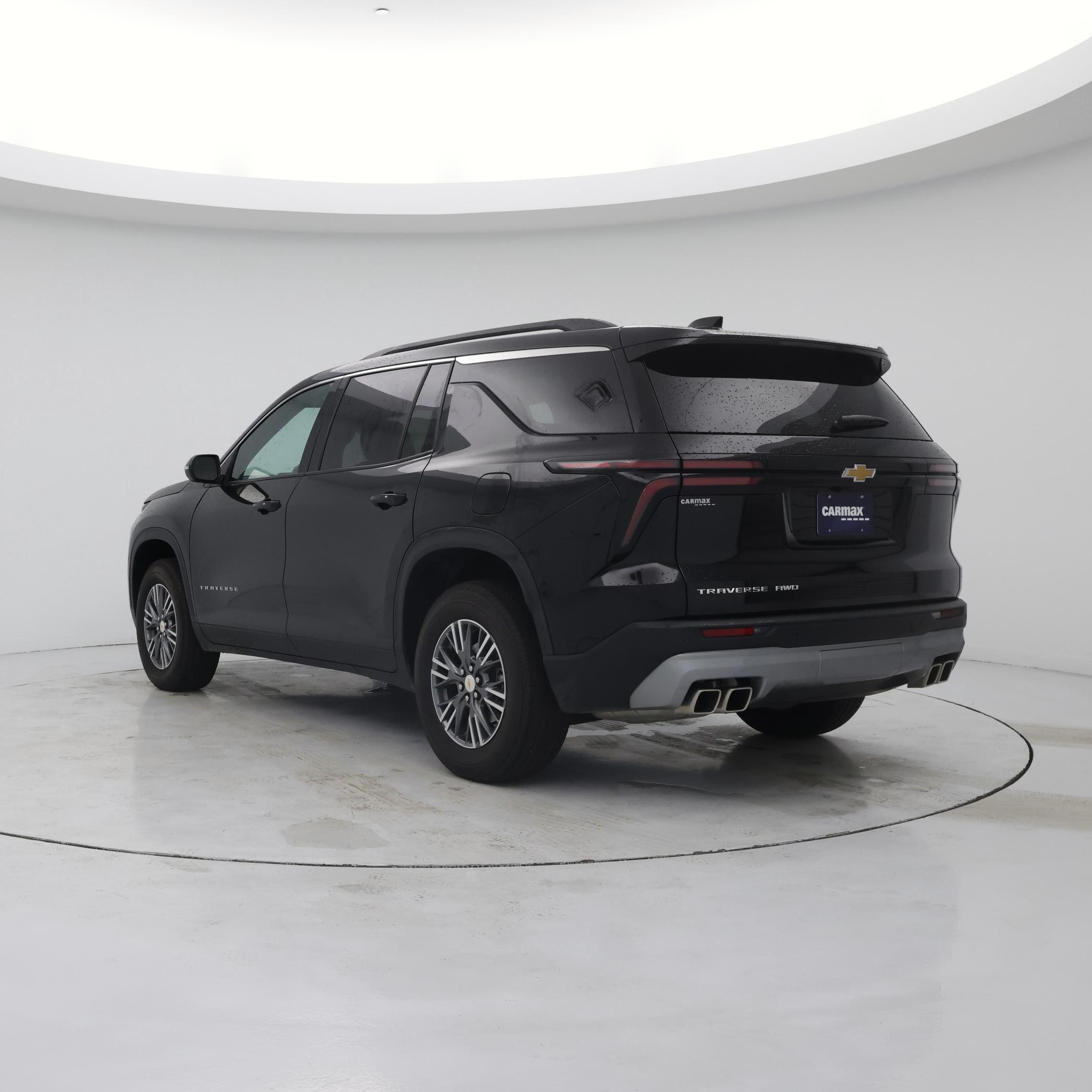 Thumbnail: 2025 Chevrolet Traverse - 2