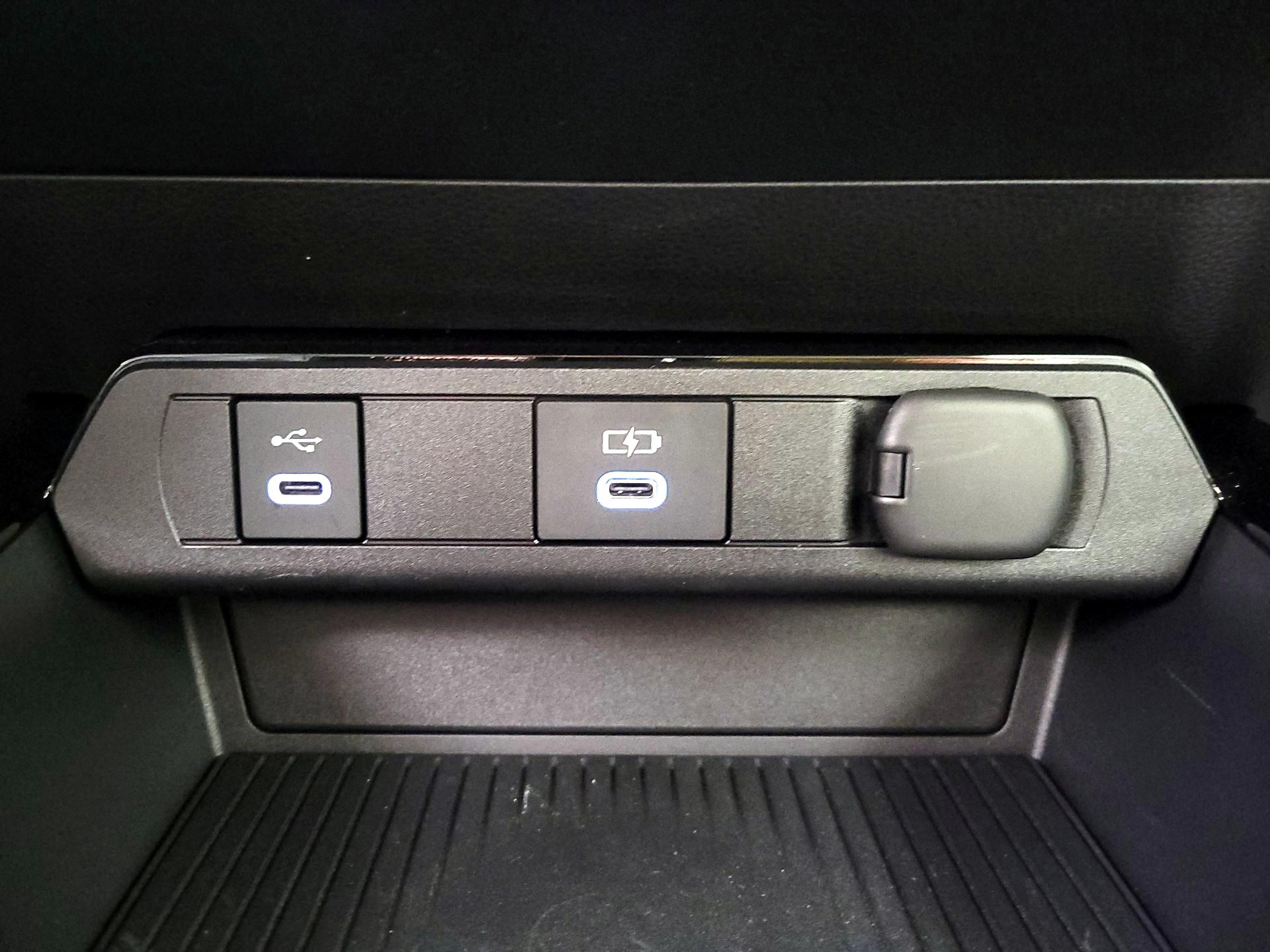 Thumbnail: 2026 Toyota Prius - 18