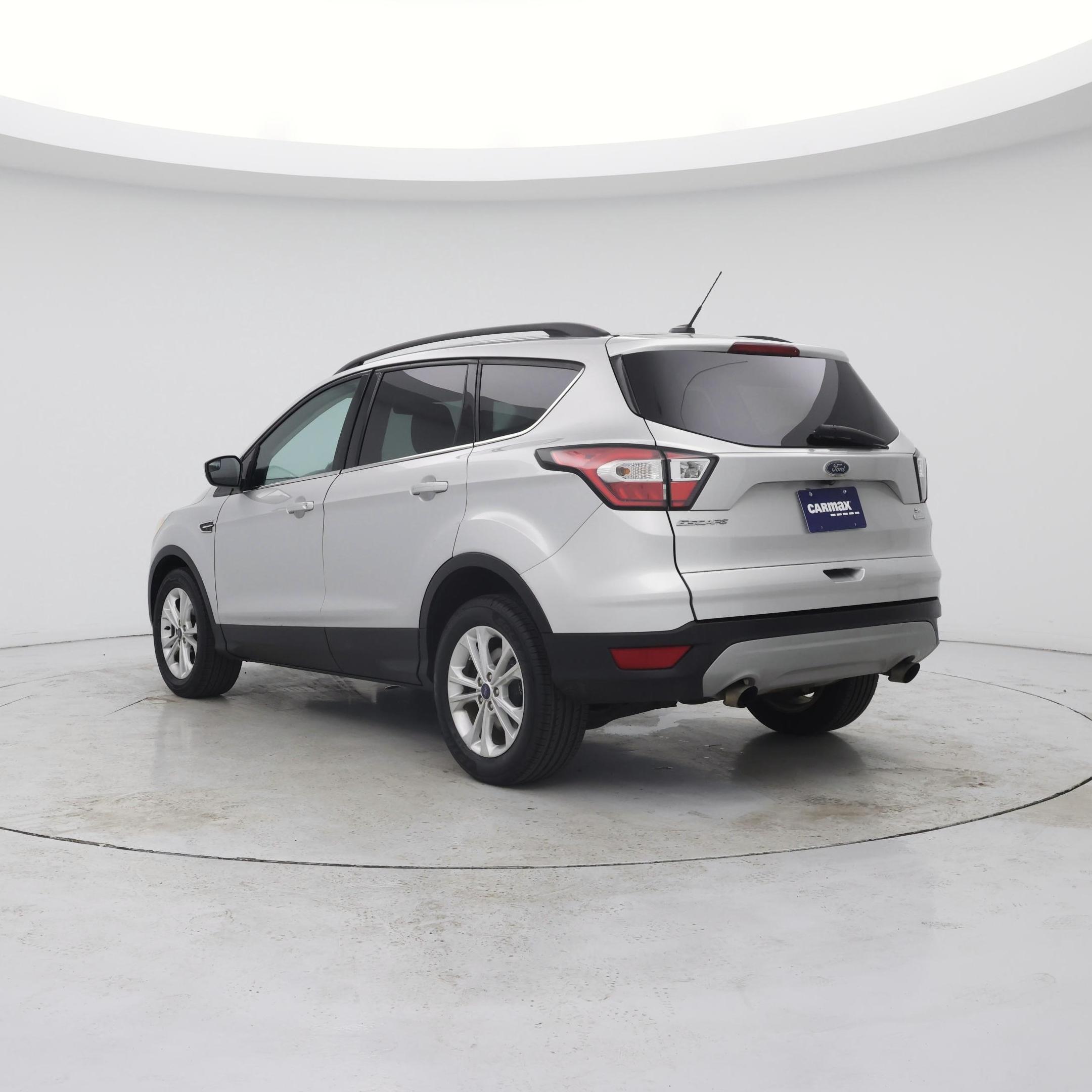 Thumbnail: 2018 Ford Escape - 2