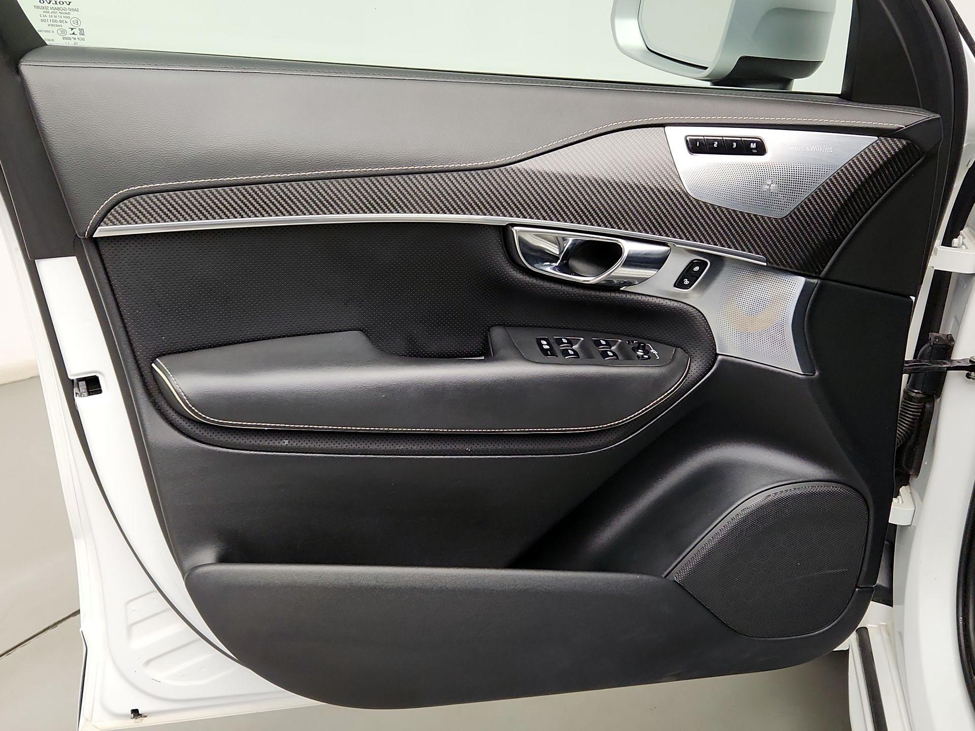 Thumbnail: 2019 Volvo XC90 - 12