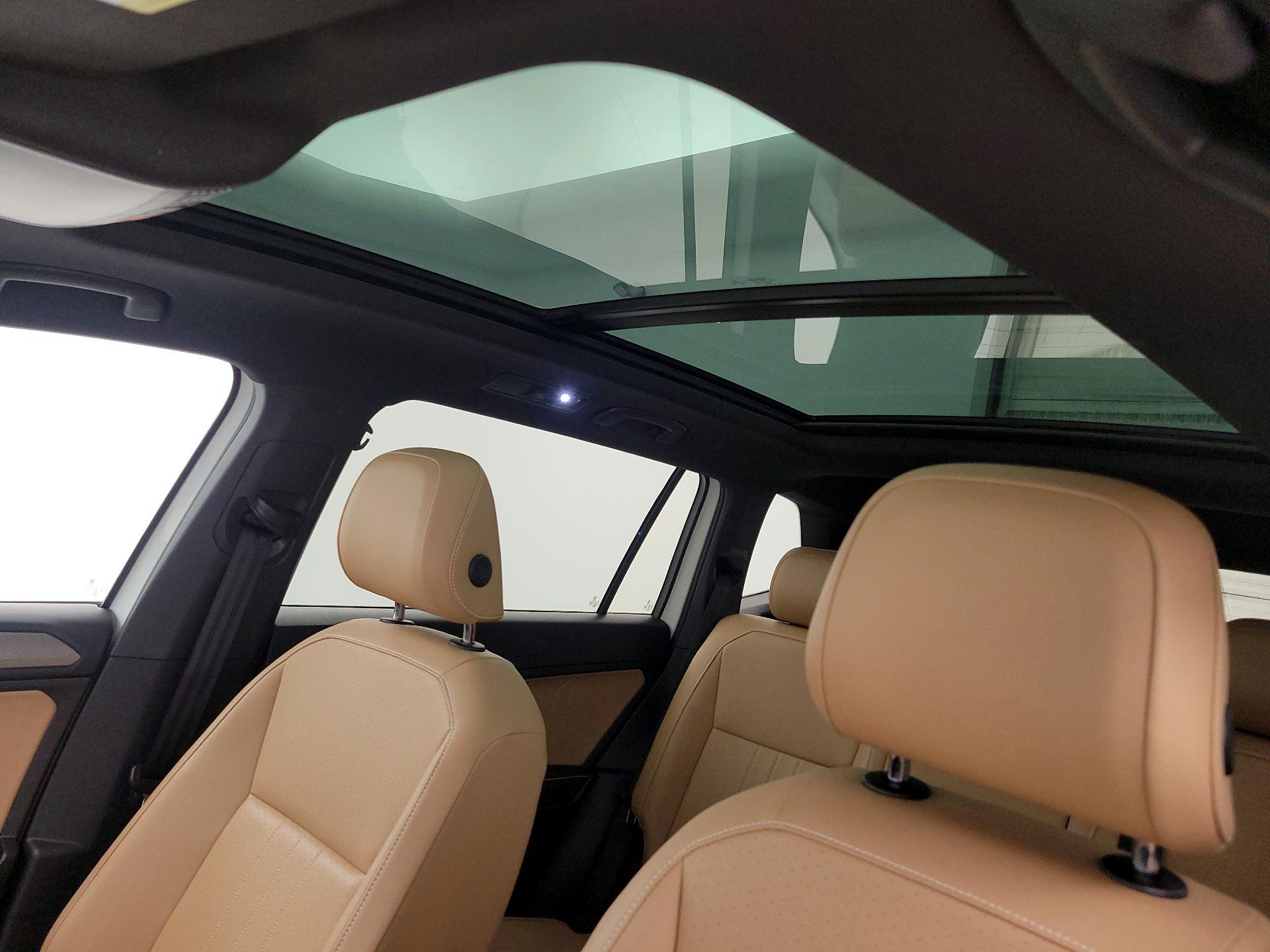 Thumbnail: 2023 Volkswagen Tiguan - 19