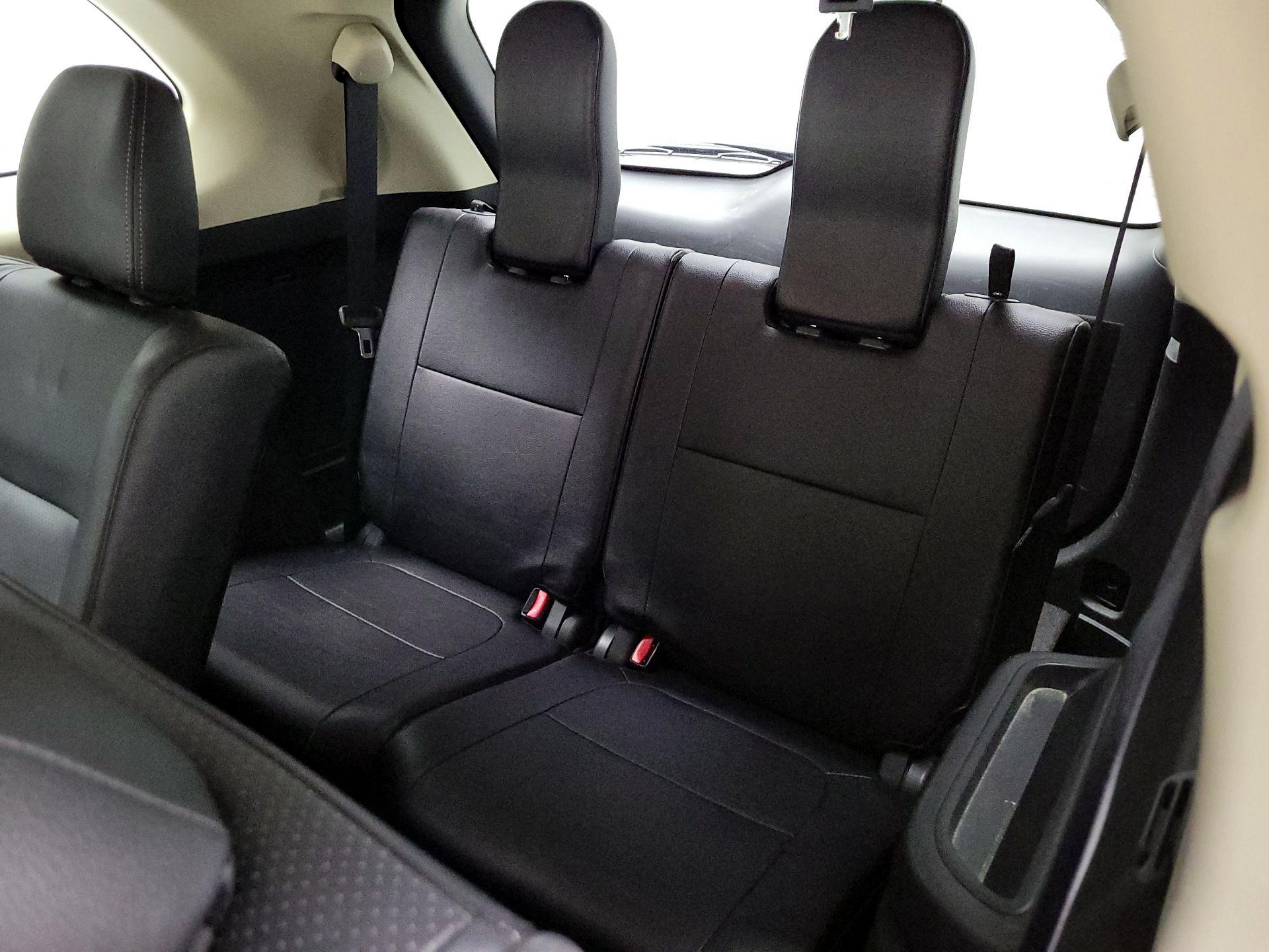 Thumbnail: 2016 Mitsubishi Outlander - 19