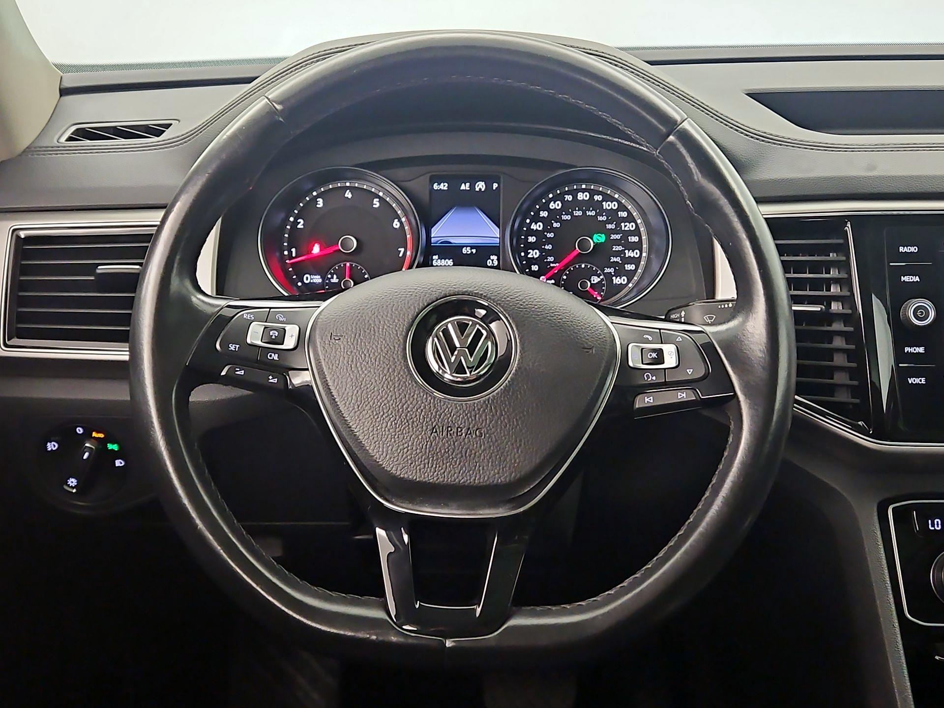 Thumbnail: 2018 Volkswagen Atlas - 10