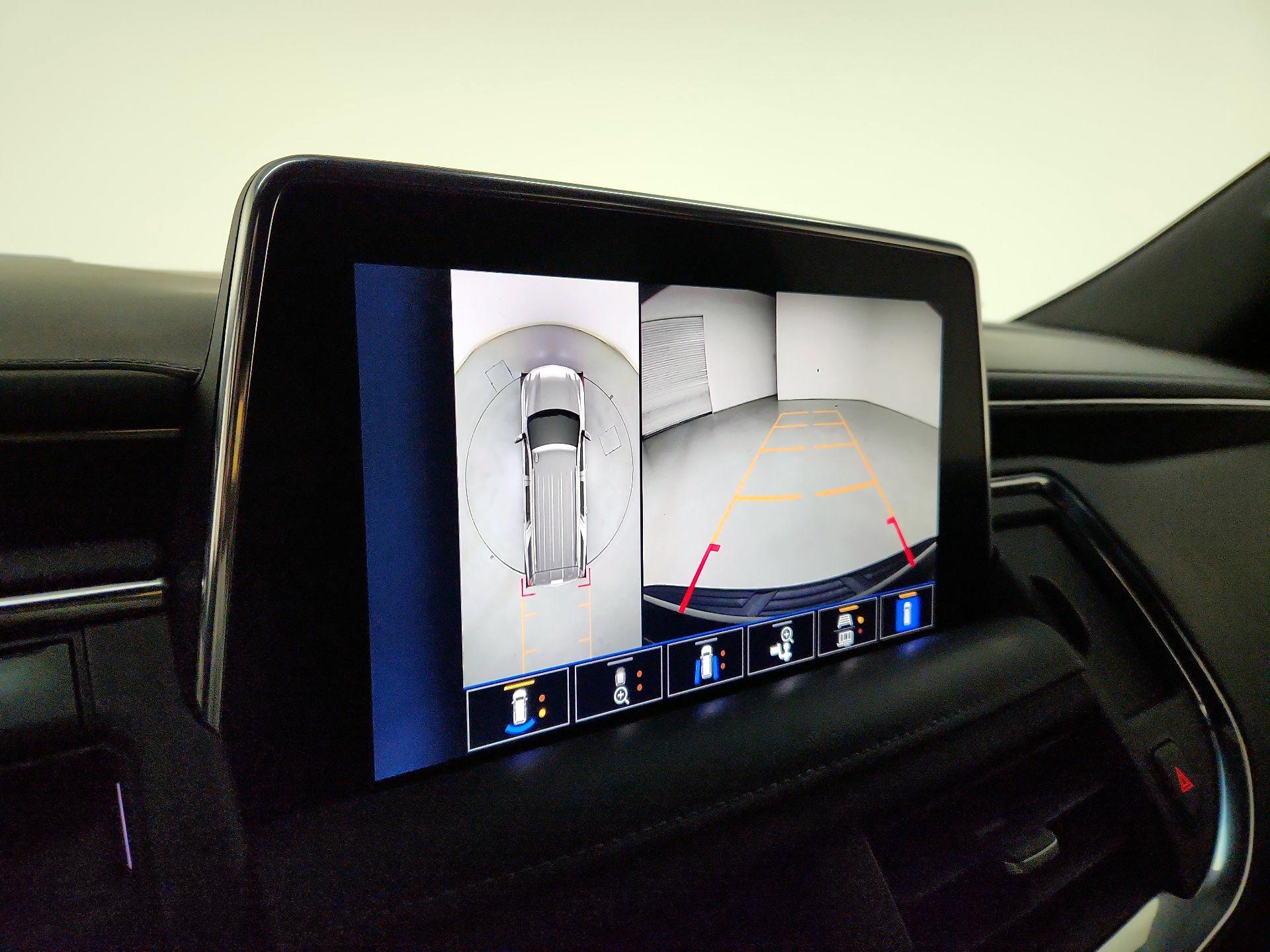 Thumbnail: 2022 Chevrolet Tahoe - 14