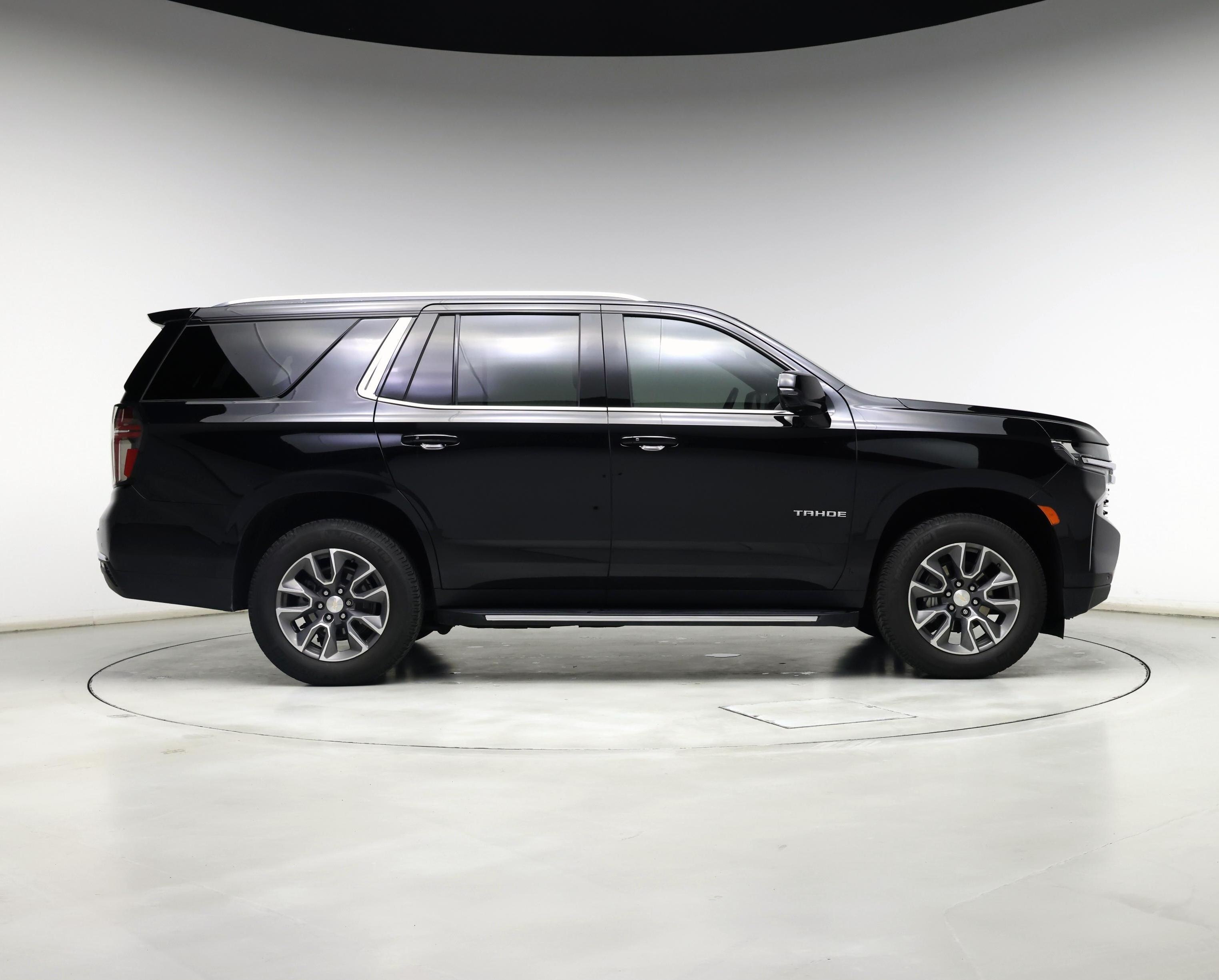 Thumbnail: 2022 Chevrolet Tahoe - 7