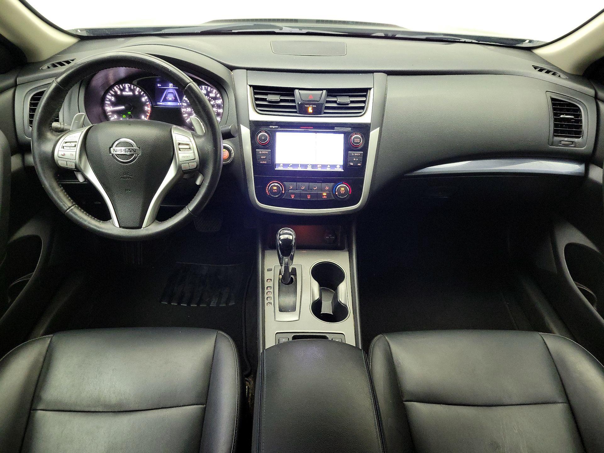 Thumbnail: 2018 Nissan Altima - 9