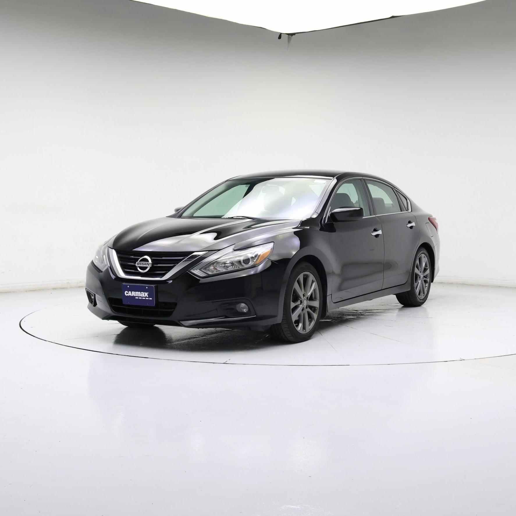 Thumbnail: 2018 Nissan Altima - 4