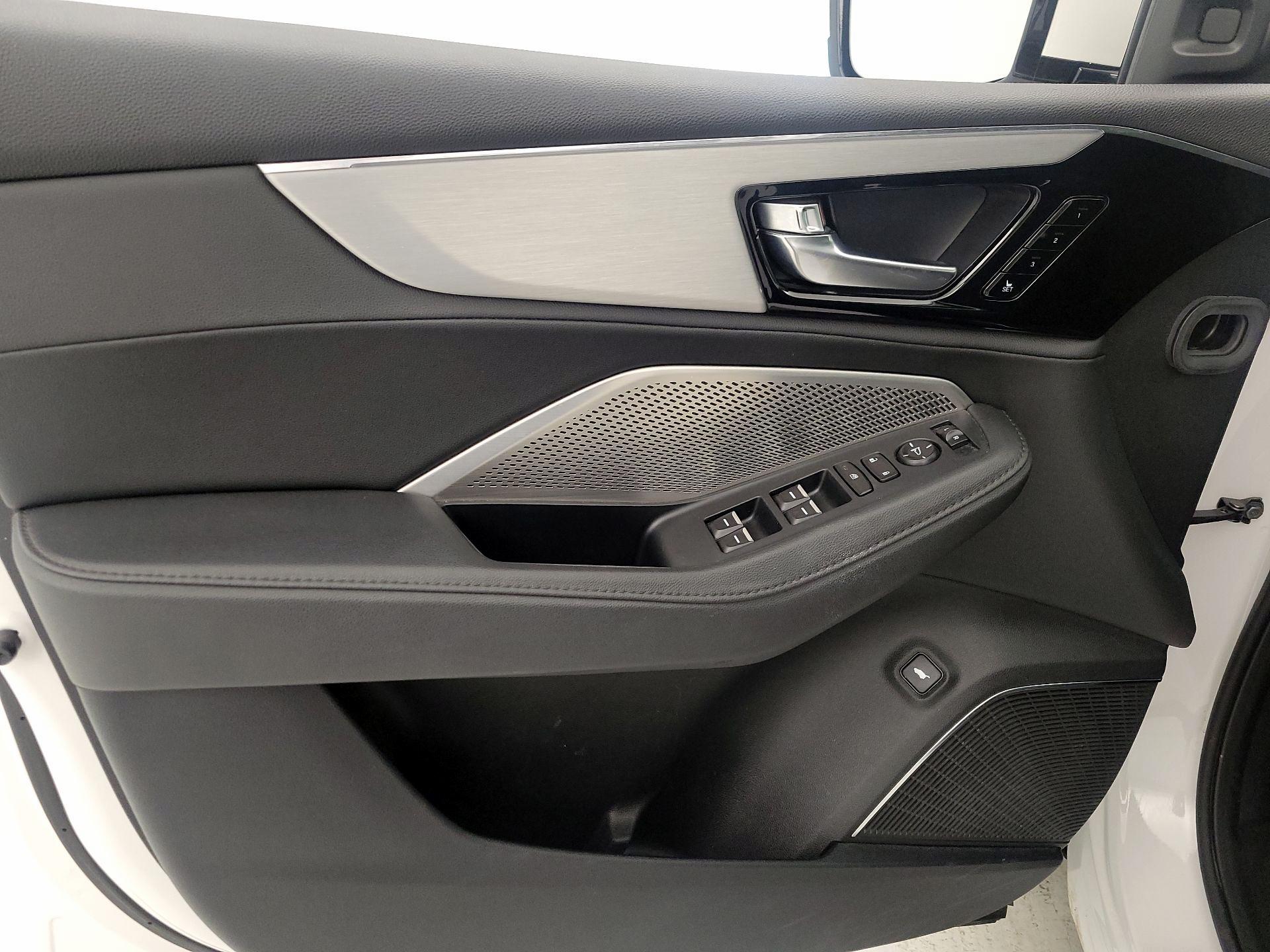 Thumbnail: 2024 Acura MDX - 12