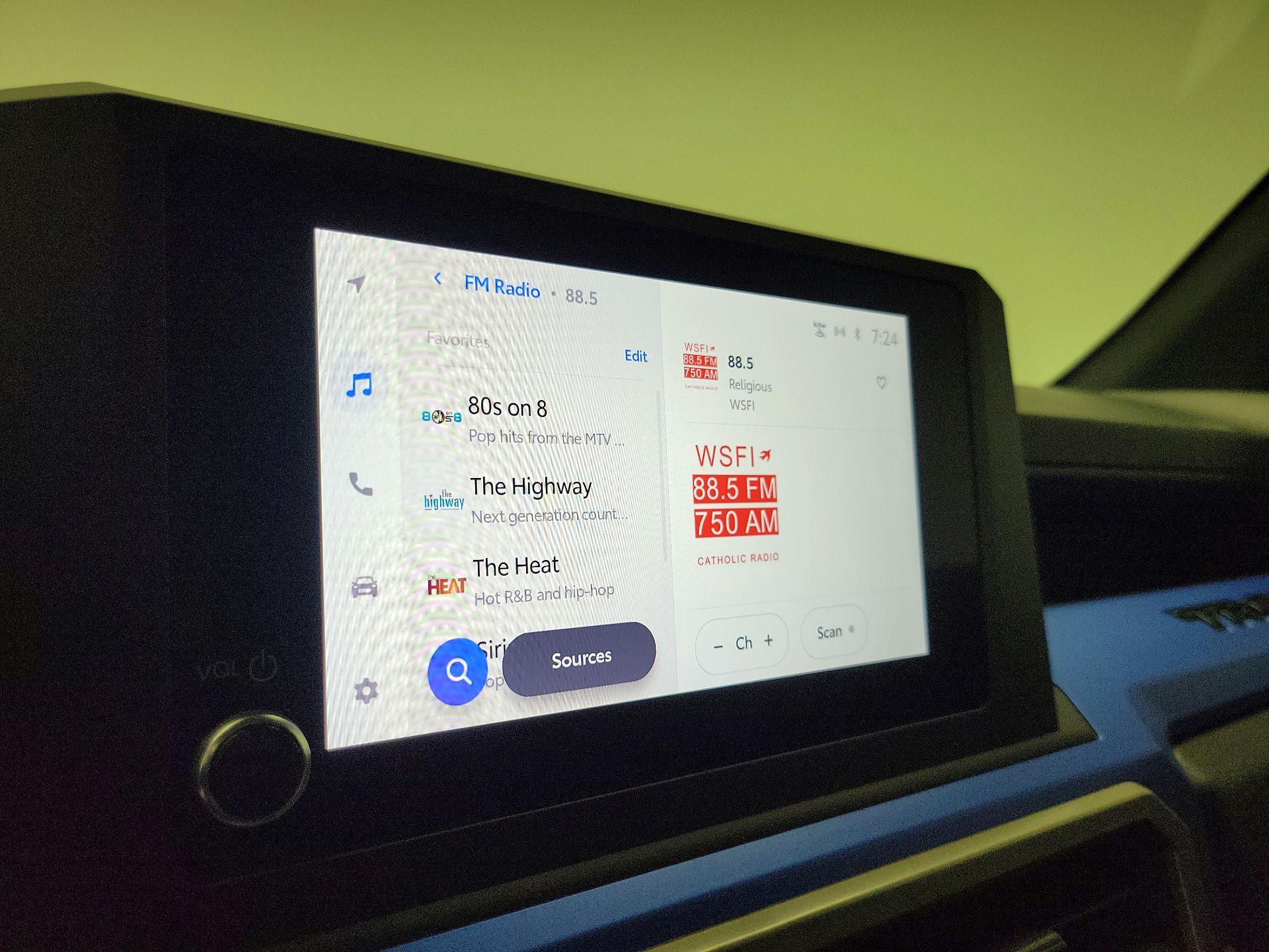 Thumbnail: 2025 Toyota Tacoma - 15