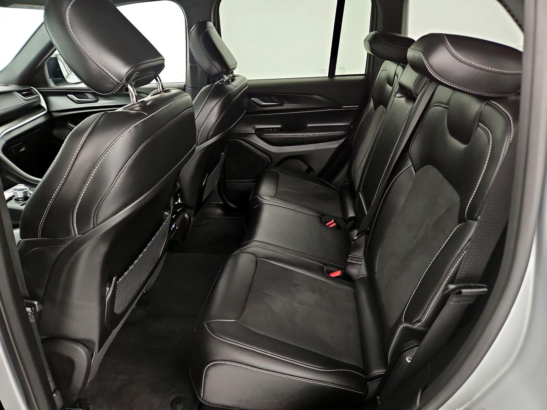 Thumbnail: 2025 Jeep Grand Cherokee - 20