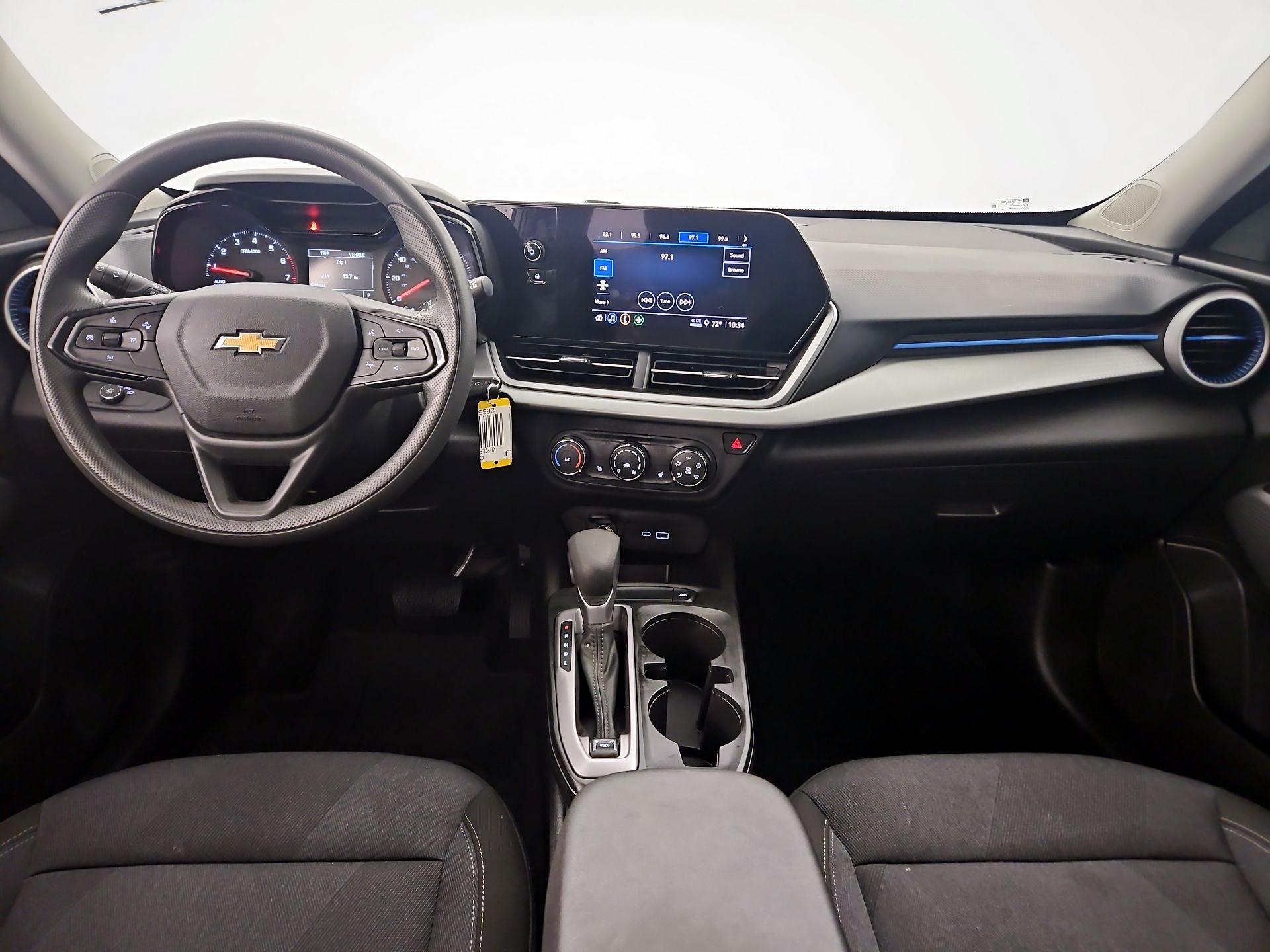 Thumbnail: 2025 Chevrolet Trax - 9