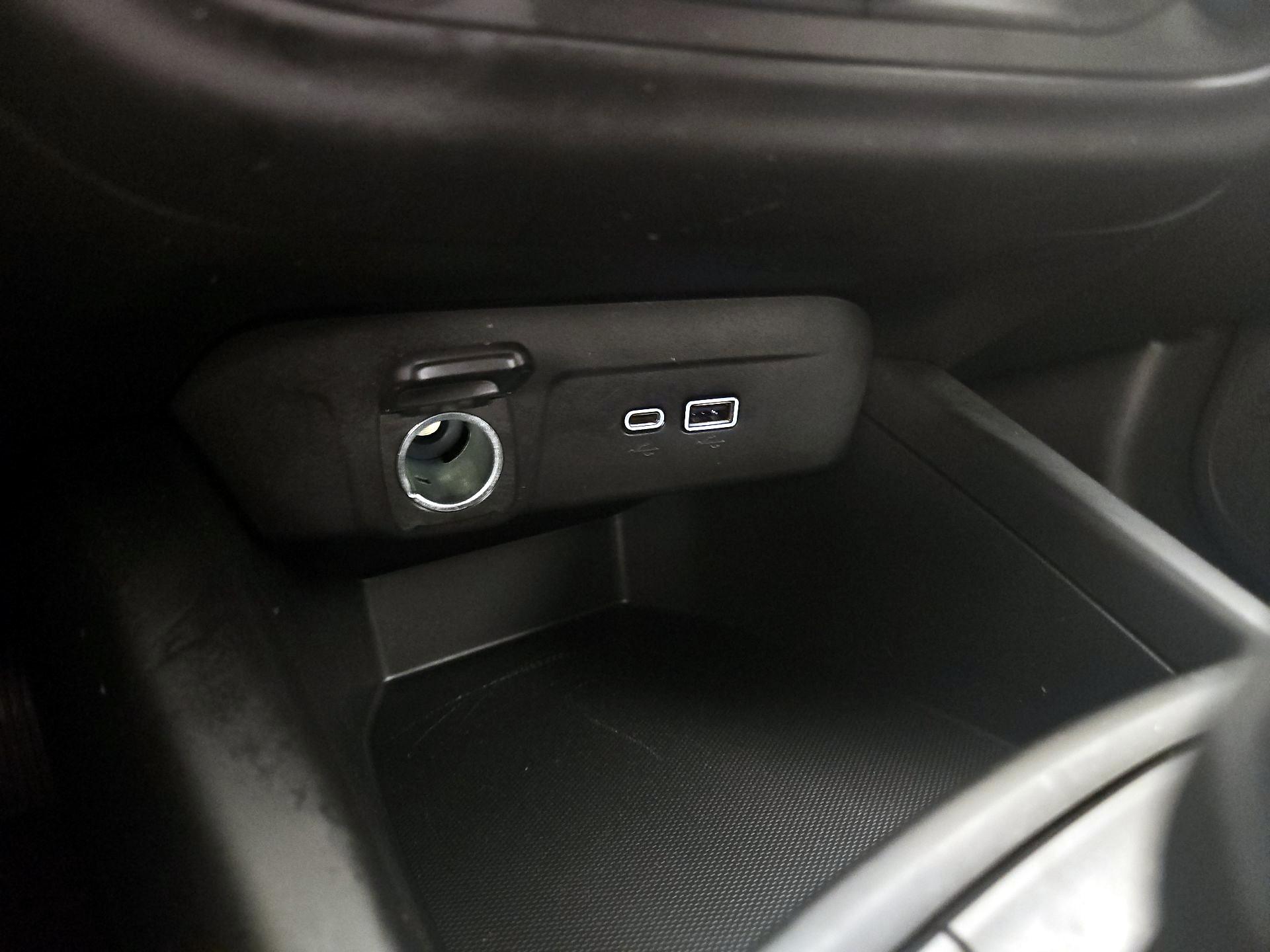 Thumbnail: 2025 Chevrolet Trax - 18