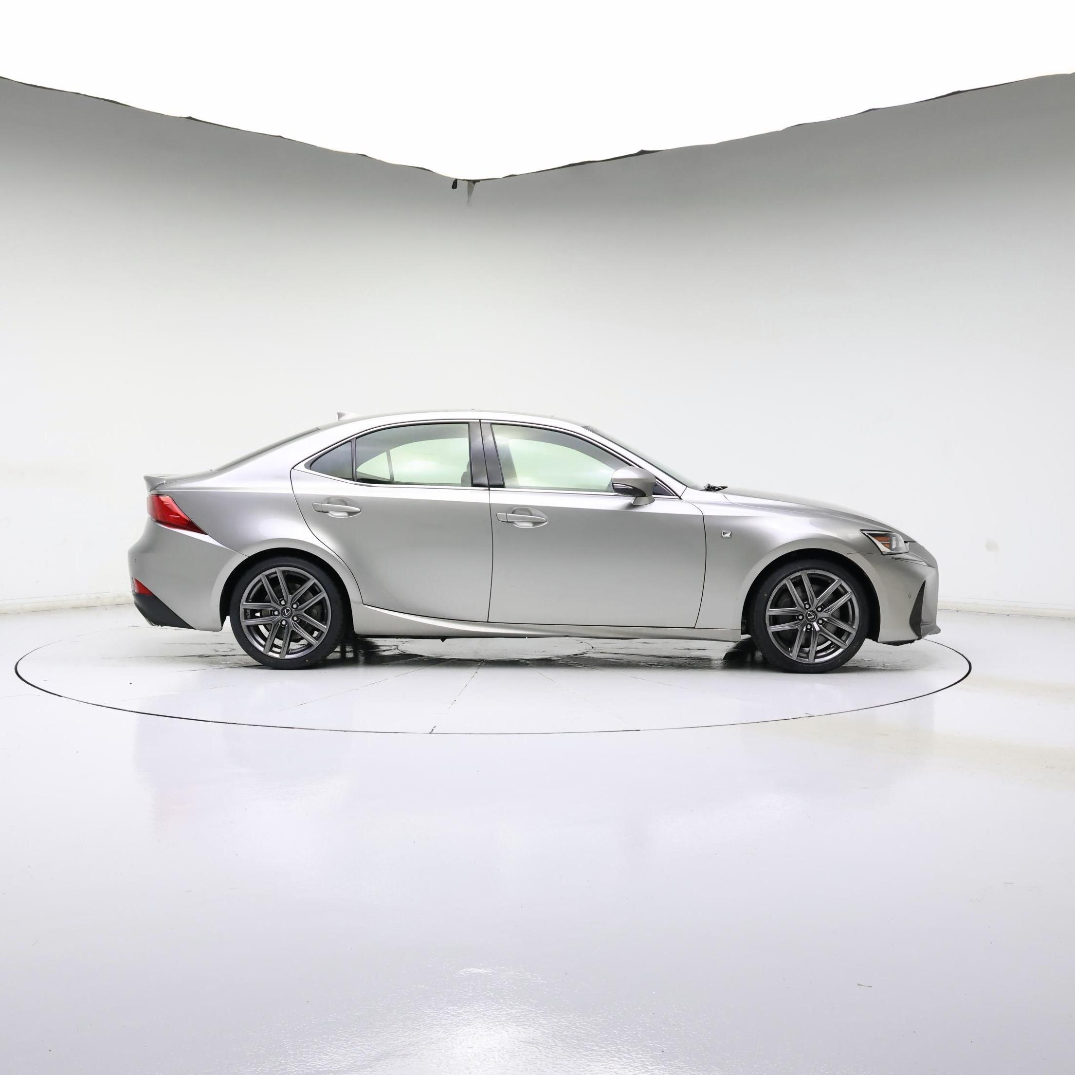 Thumbnail: 2018 Lexus IS - 7