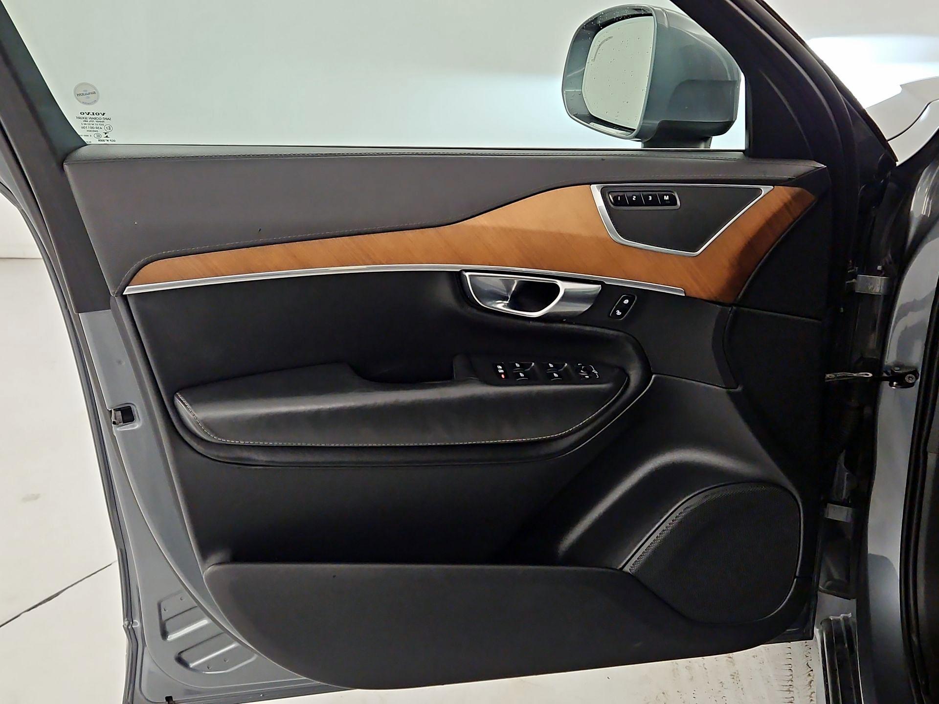Thumbnail: 2018 Volvo XC90 - 12