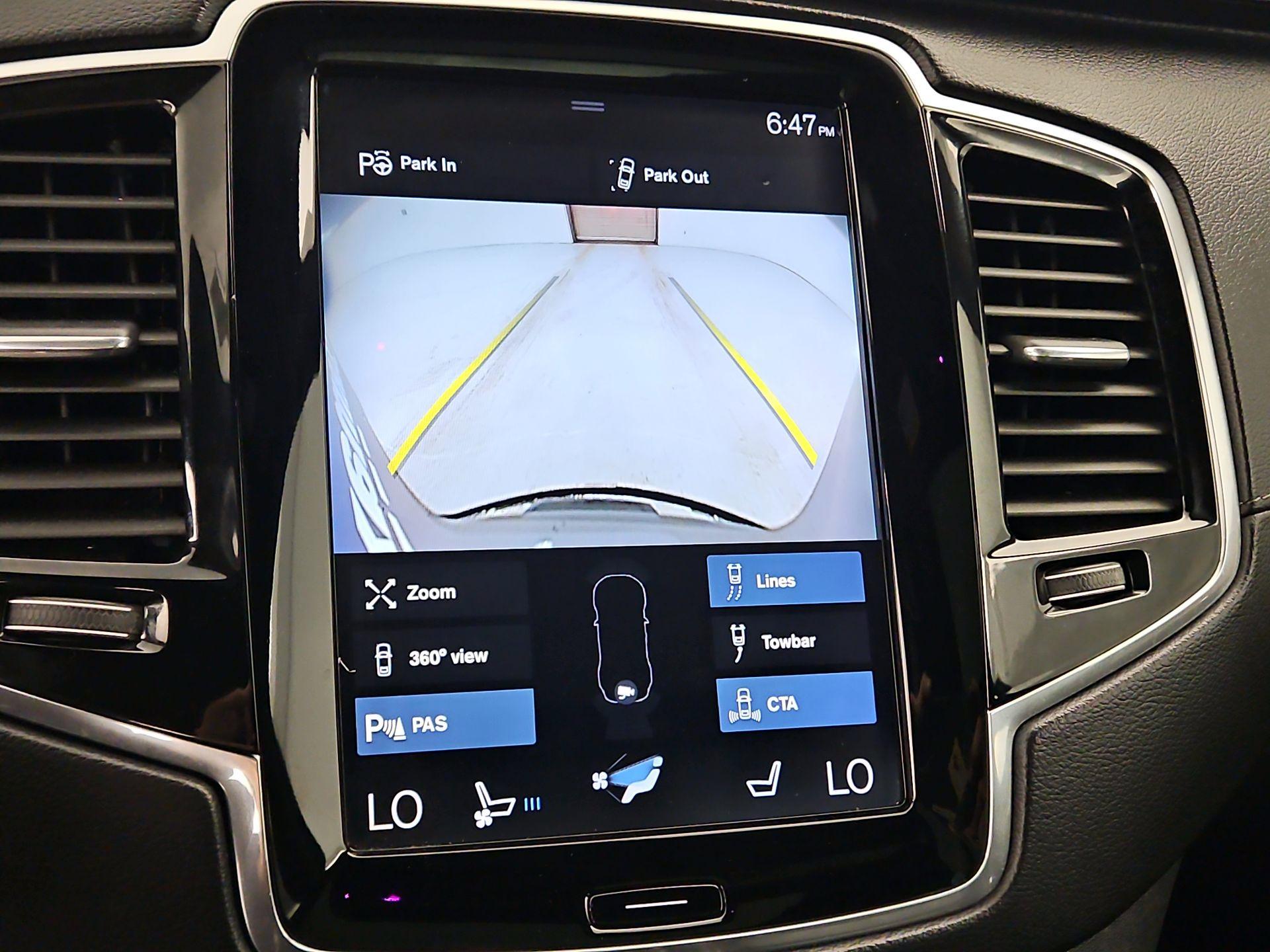 Thumbnail: 2018 Volvo XC90 - 15