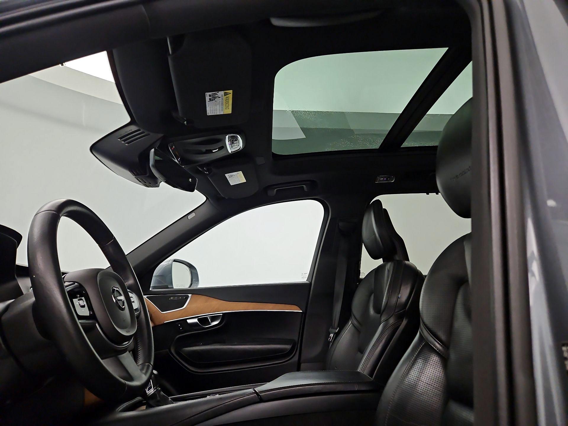 Thumbnail: 2018 Volvo XC90 - 20