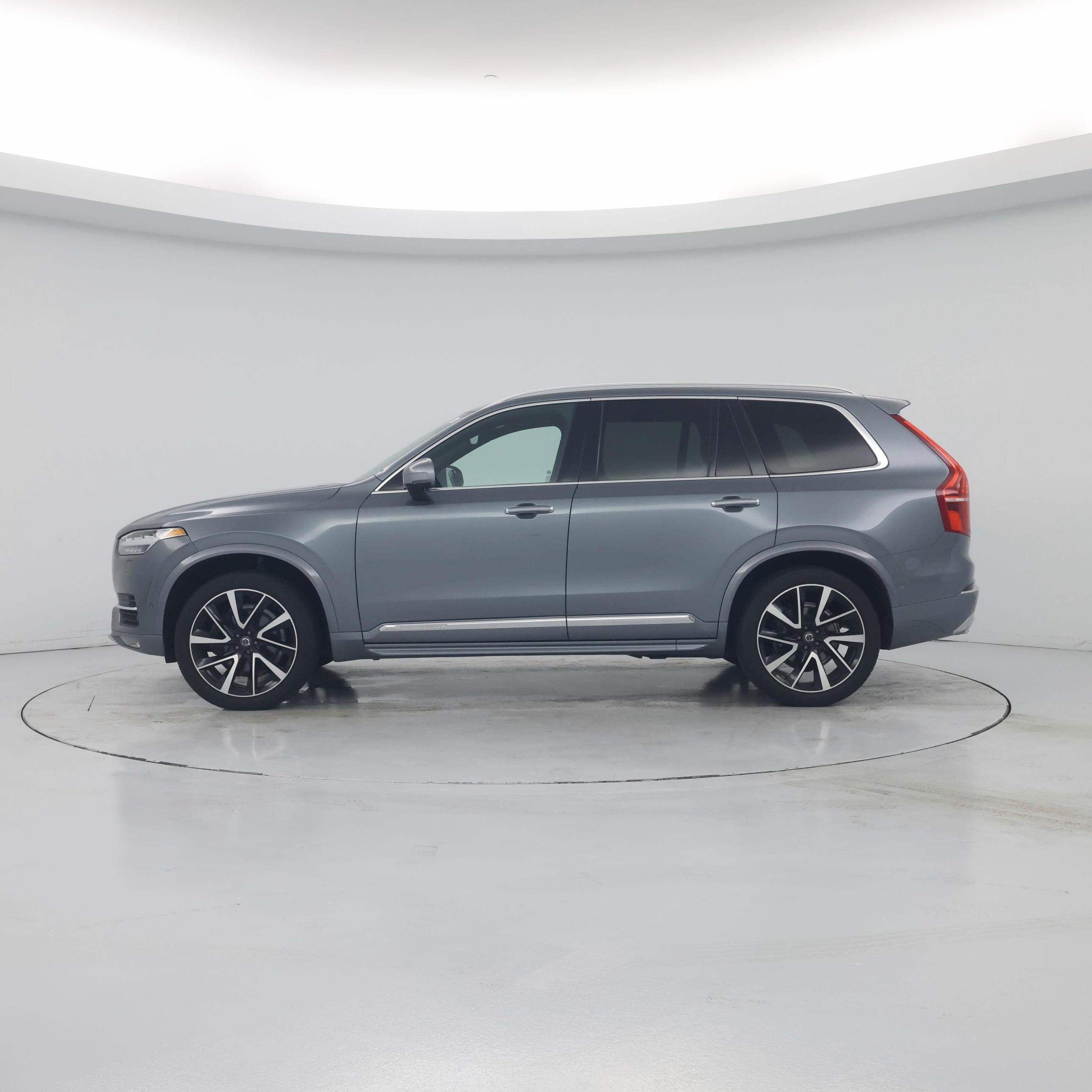 Thumbnail: 2018 Volvo XC90 - 3